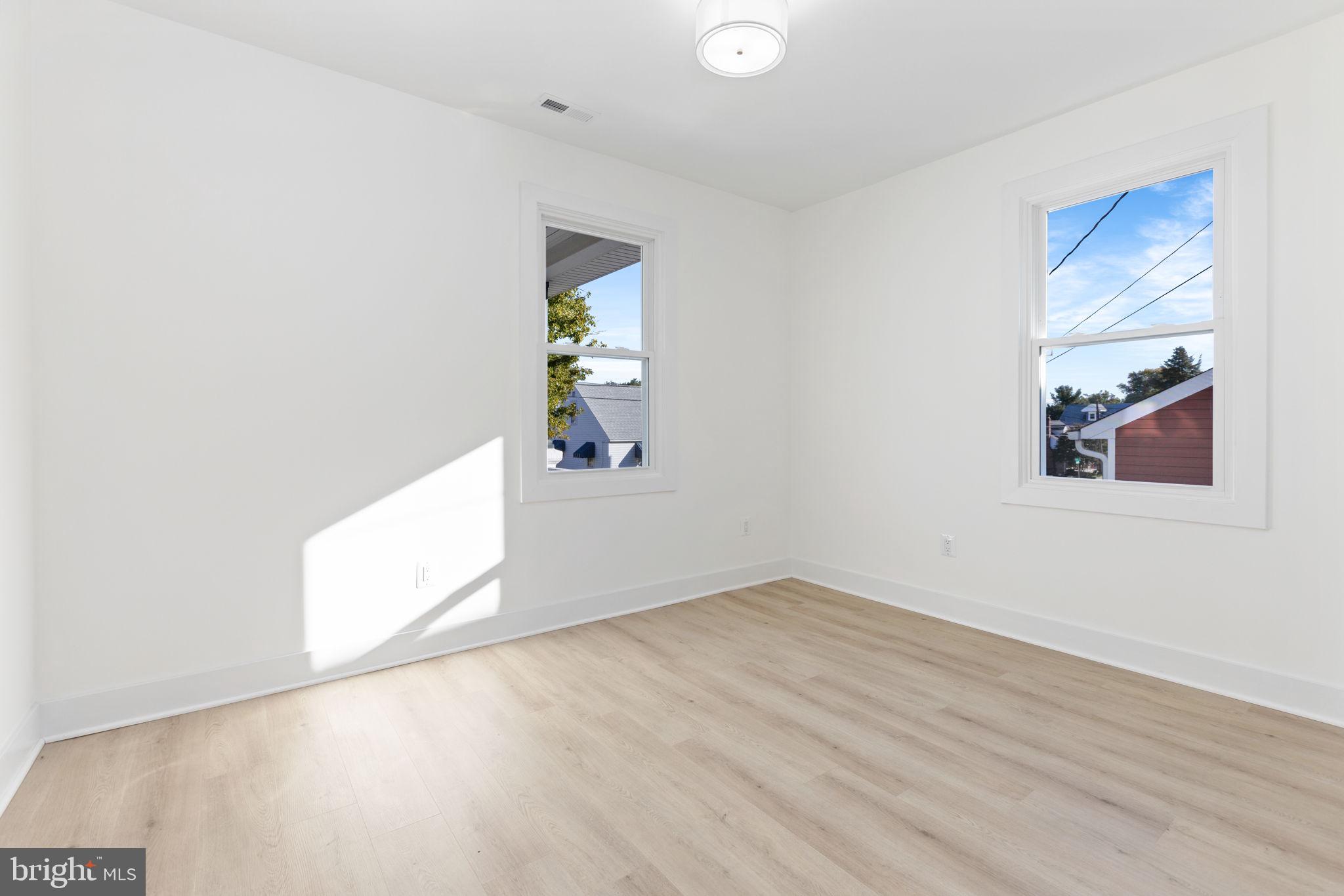 BROOKLYN HEIGHTS - Residential