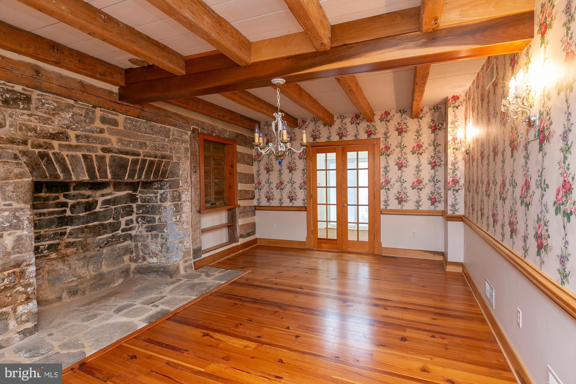 HIGH VIEW FARMS - Residential