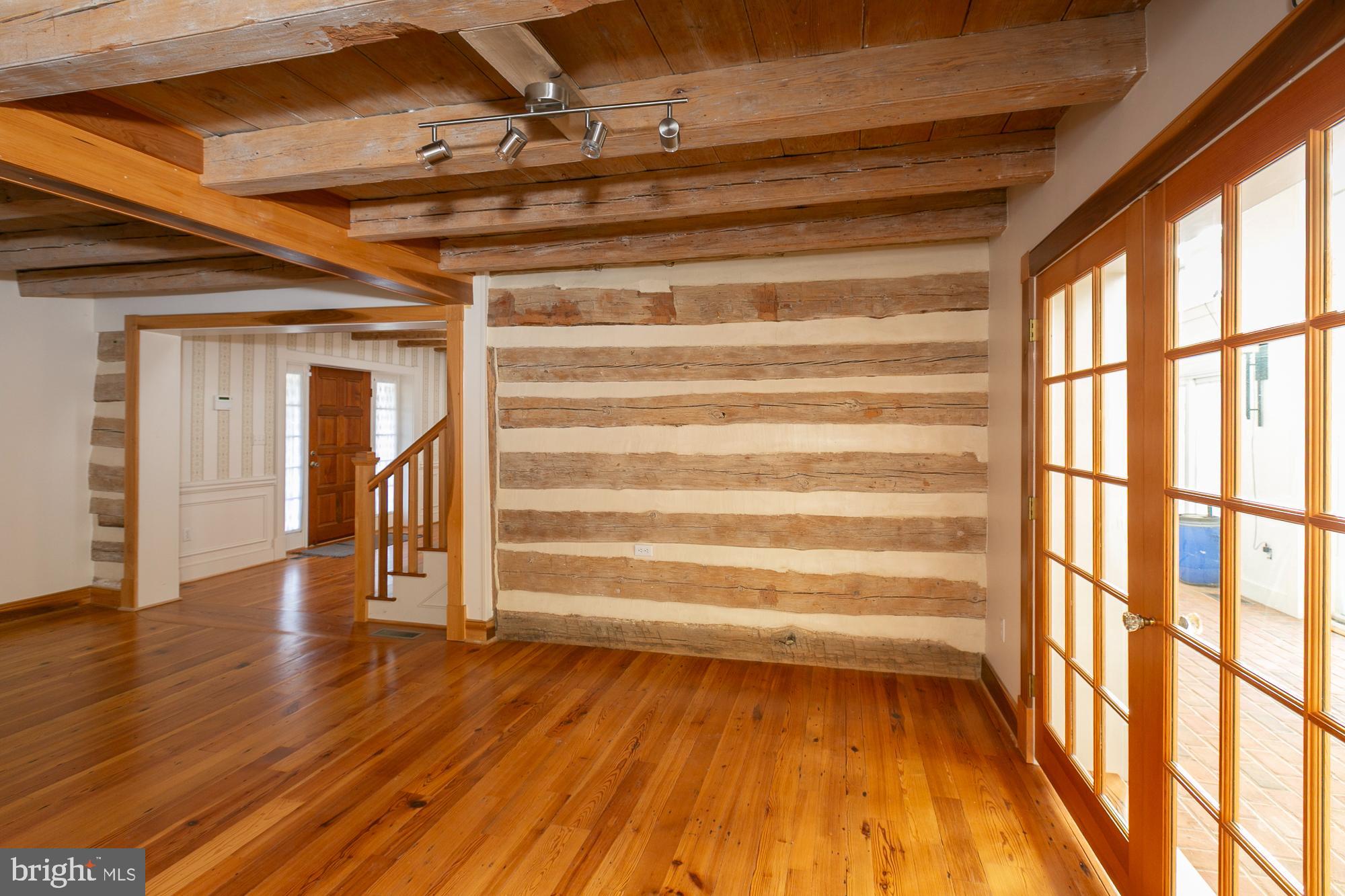 HIGH VIEW FARMS - Residential