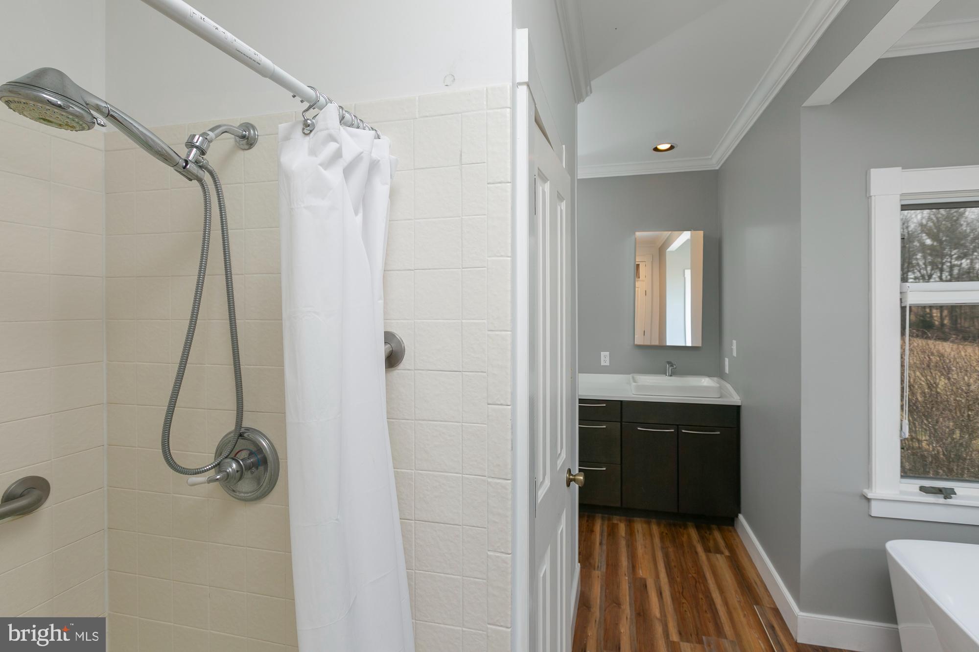 HIGH VIEW FARMS - Residential