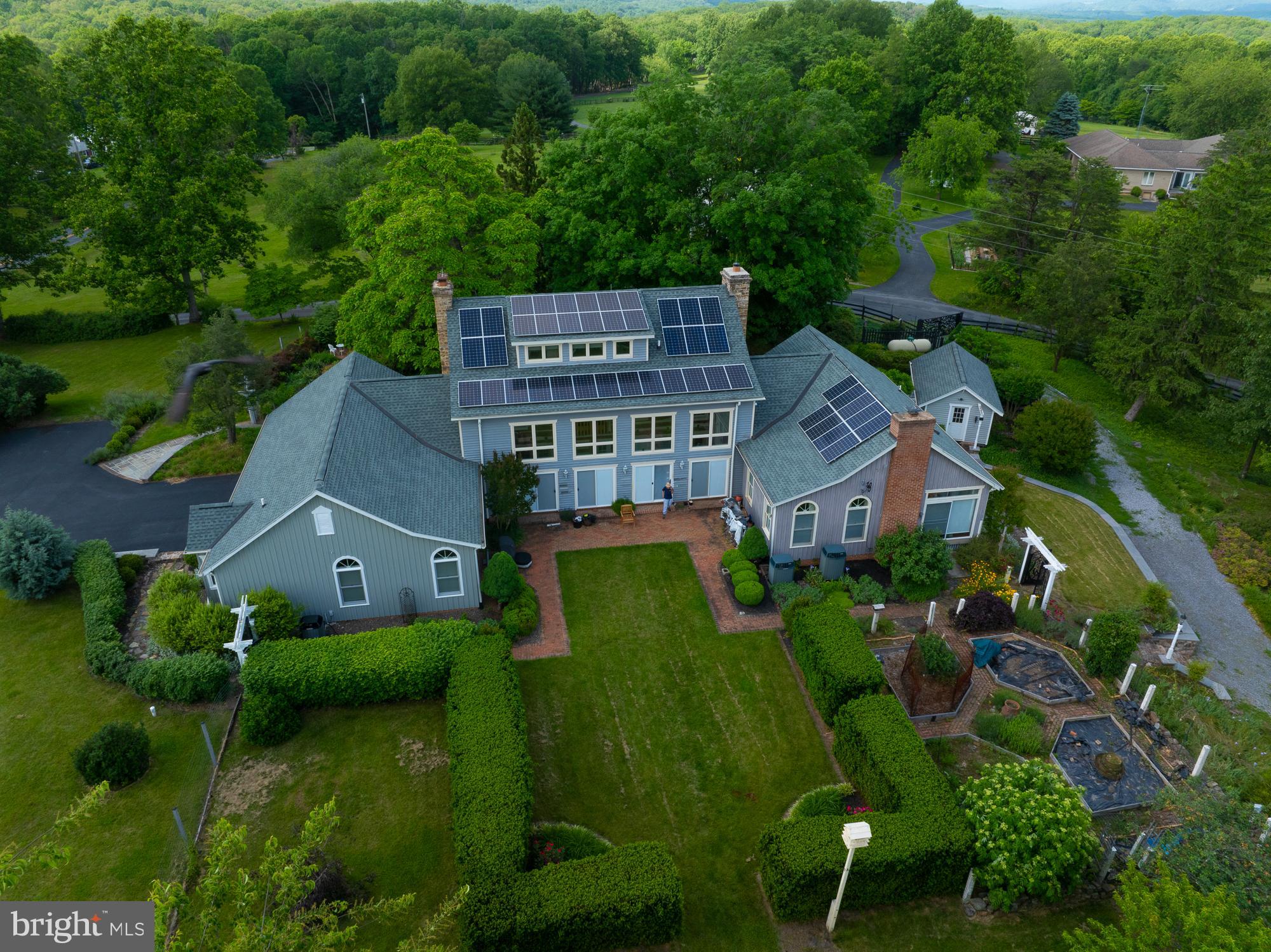 HIGH VIEW FARMS - Residential