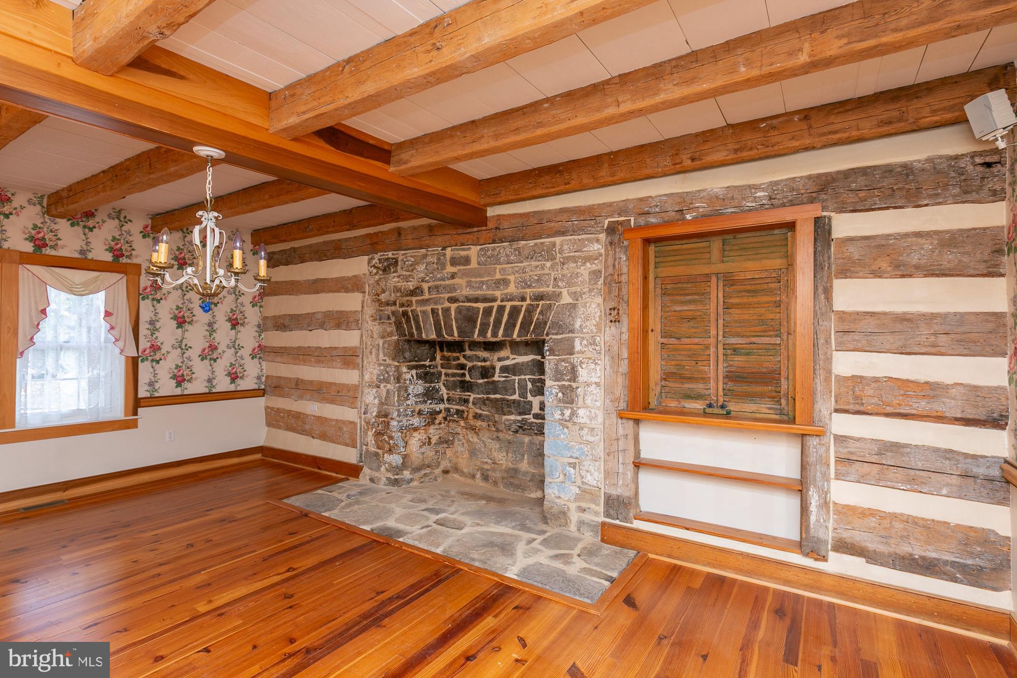 HIGH VIEW FARMS - Residential