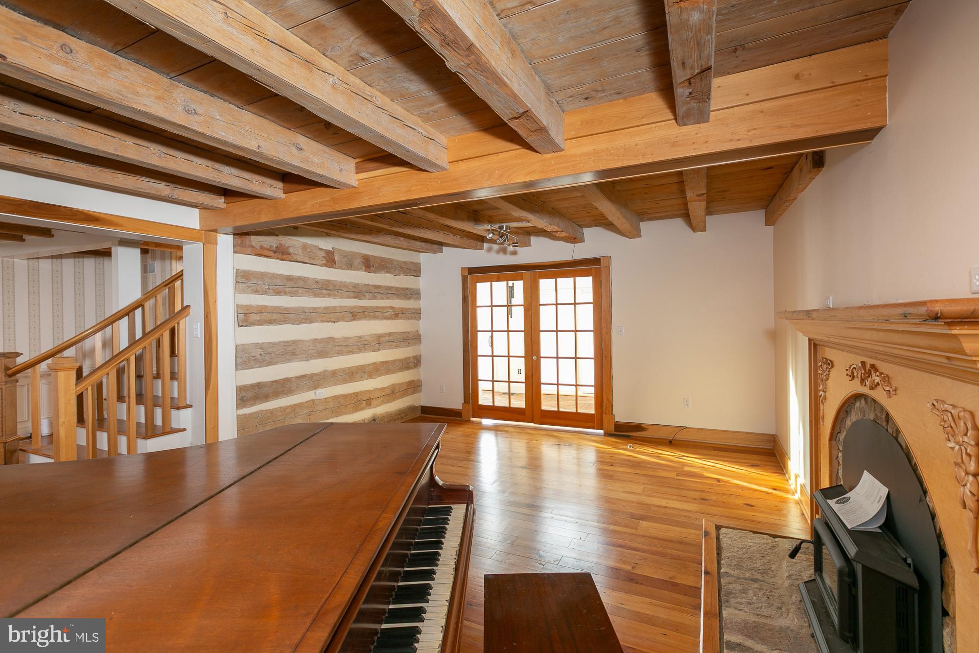 HIGH VIEW FARMS - Residential