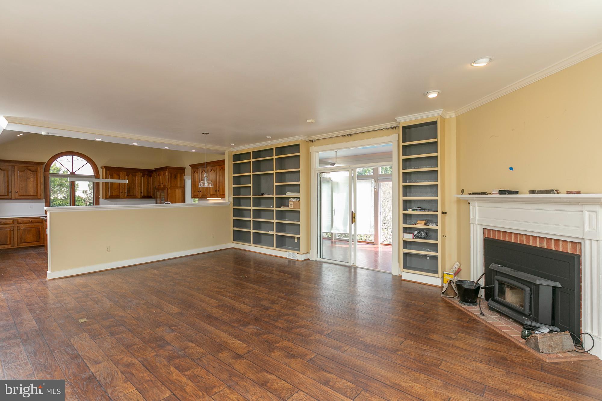 HIGH VIEW FARMS - Residential