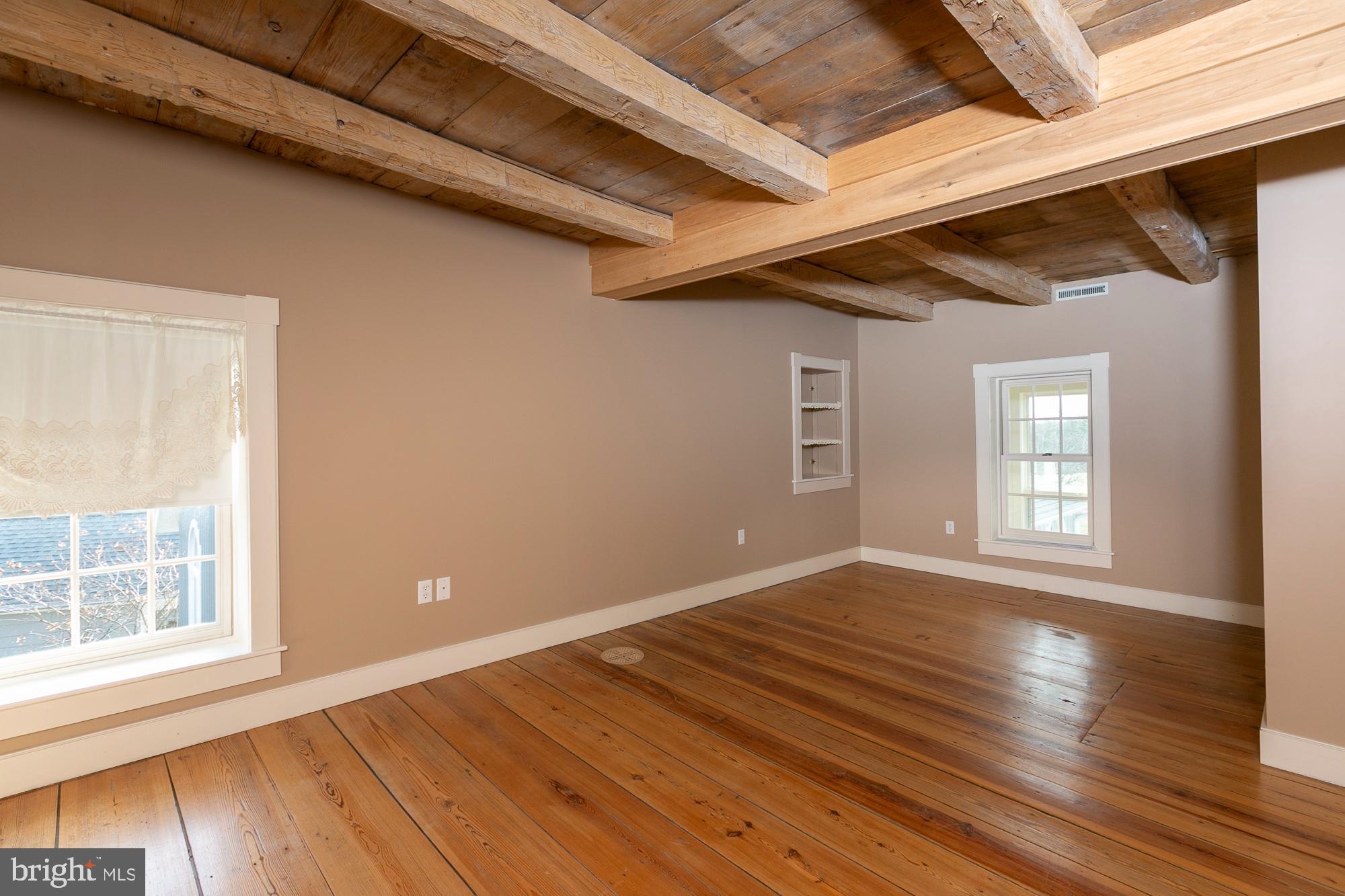 HIGH VIEW FARMS - Residential