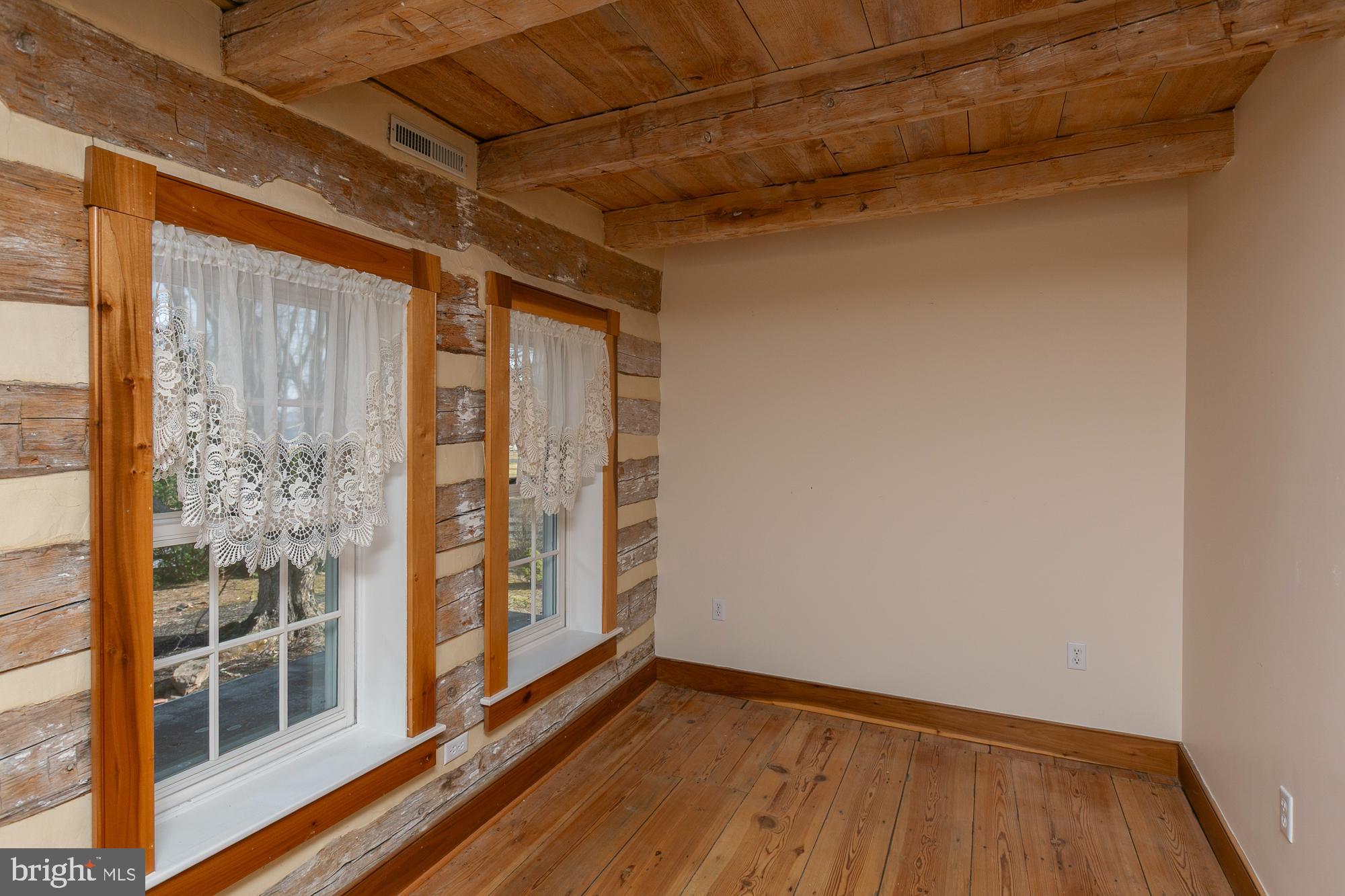 HIGH VIEW FARMS - Residential