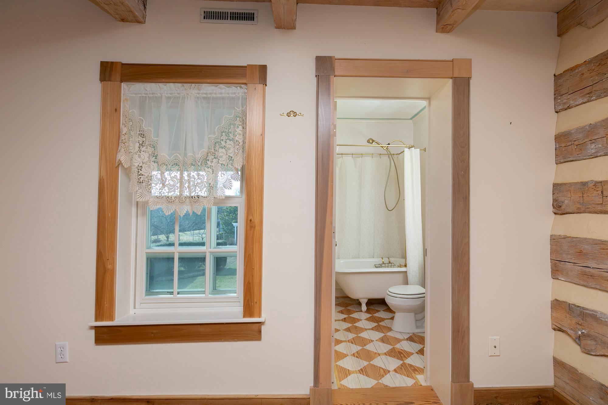 HIGH VIEW FARMS - Residential