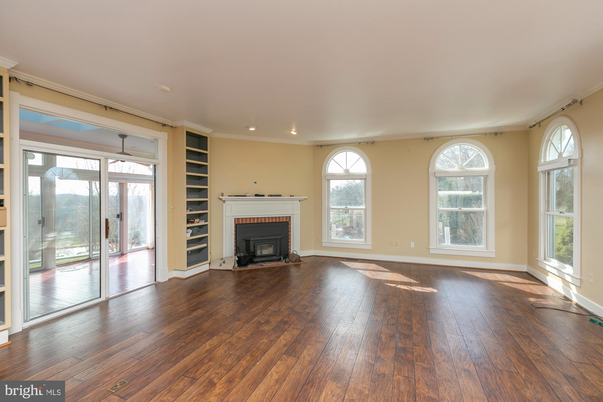 HIGH VIEW FARMS - Residential