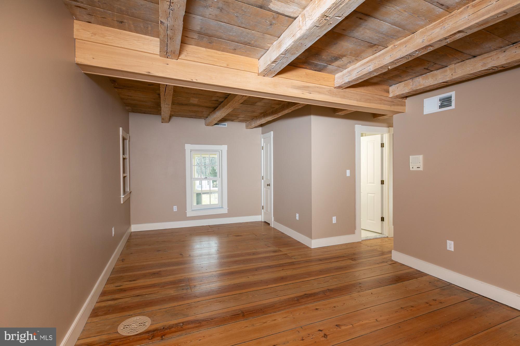 HIGH VIEW FARMS - Residential