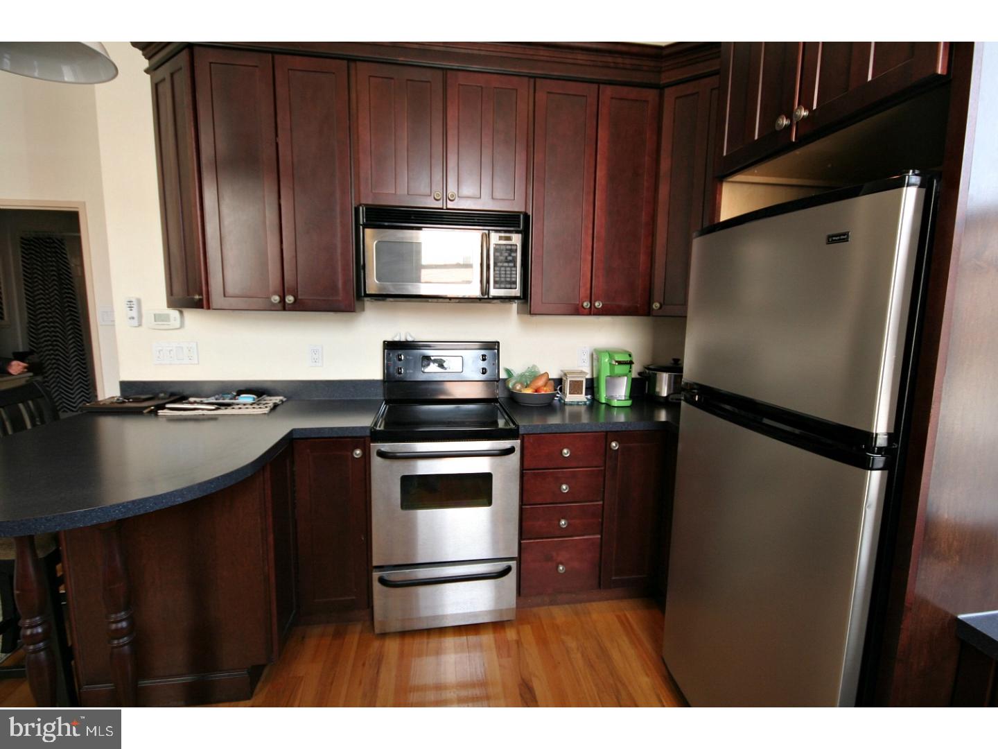 FAIRMOUNT - Residential Lease