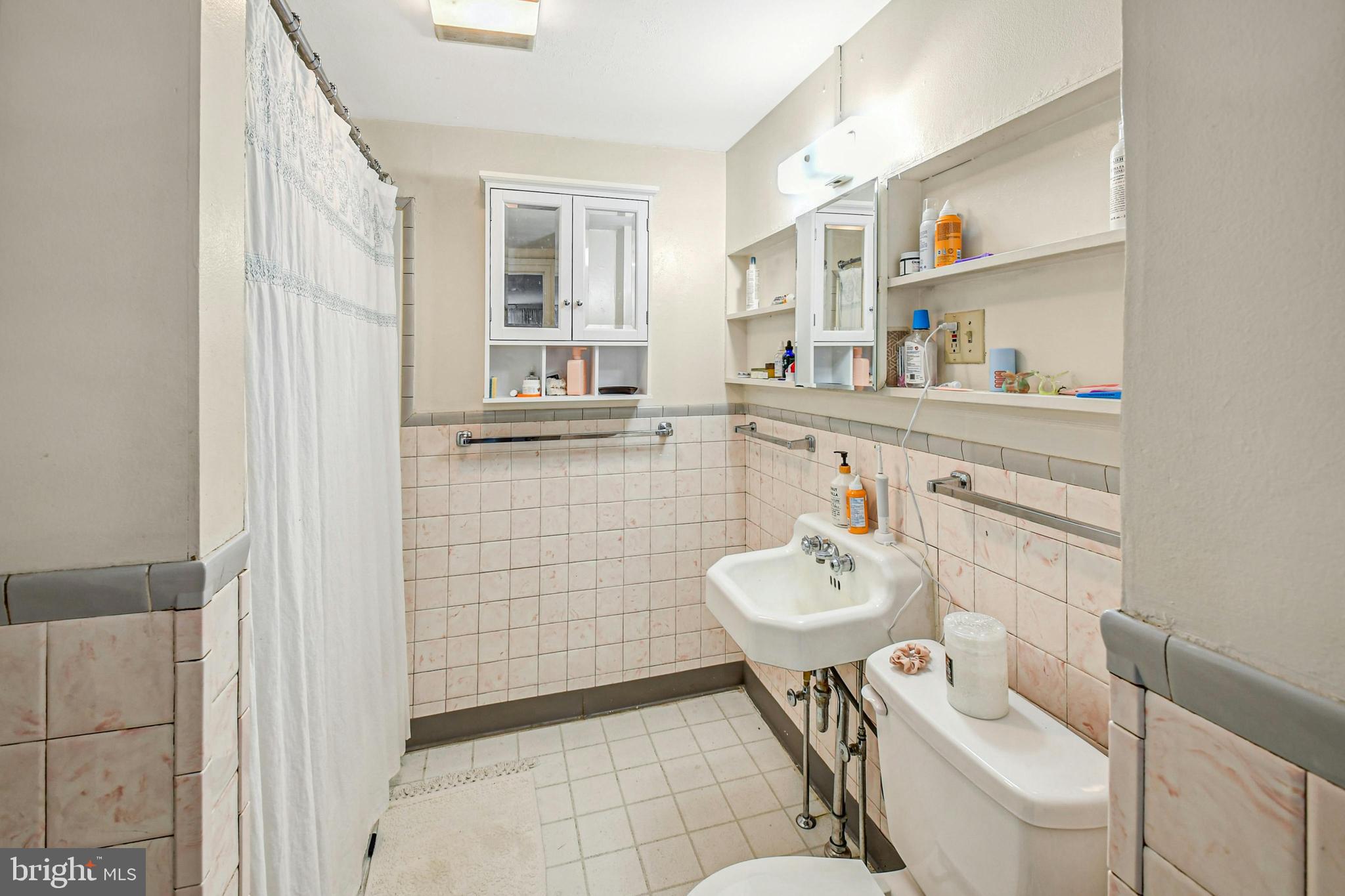 HISTORIC BETHLEHEM - Commercial Sale