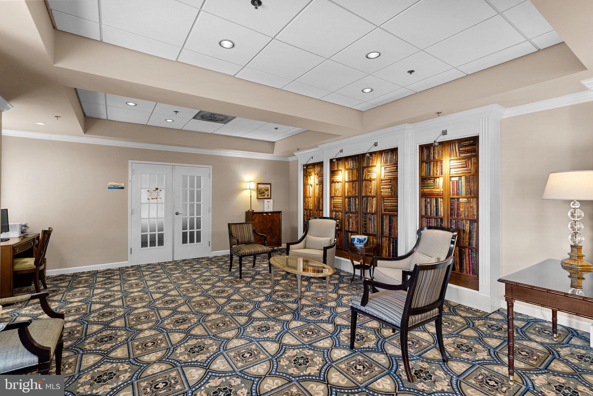 LANSDOWNE WOODS - Residential