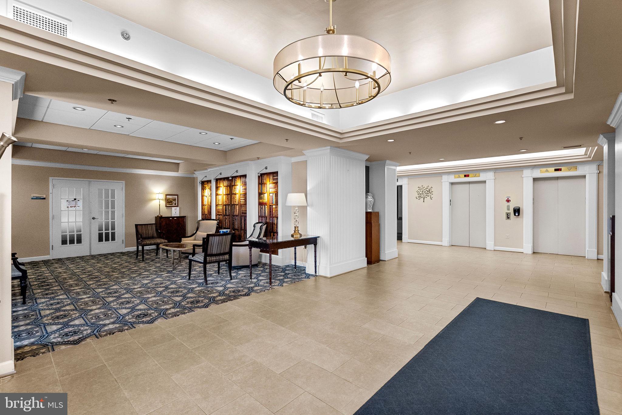 LANSDOWNE WOODS - Residential