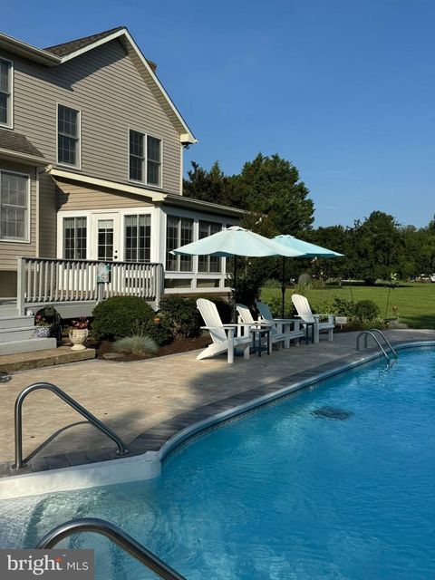 162 KIRWANS LANE CHESTER MD 21619