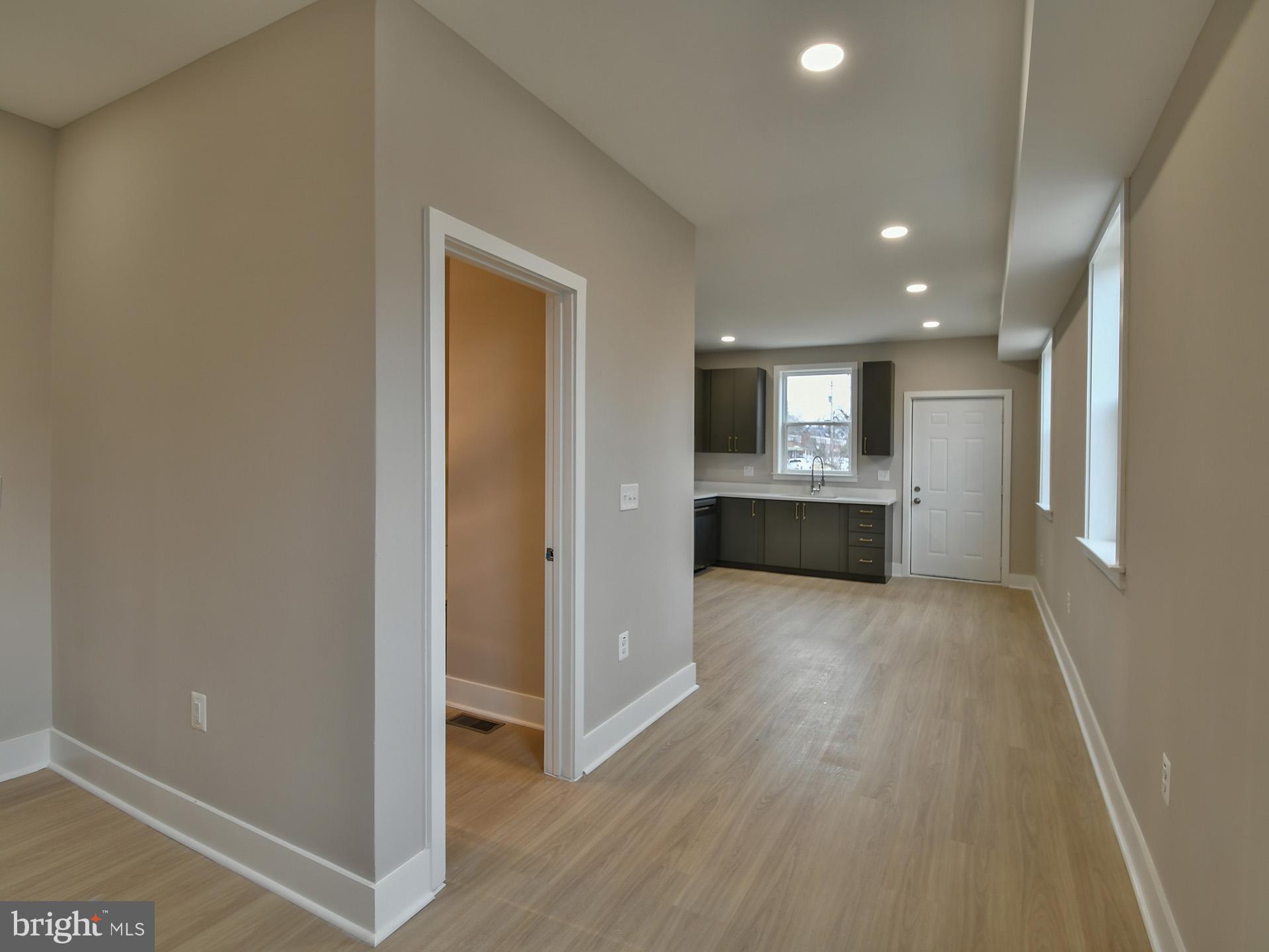 BROOKLYN - Residential