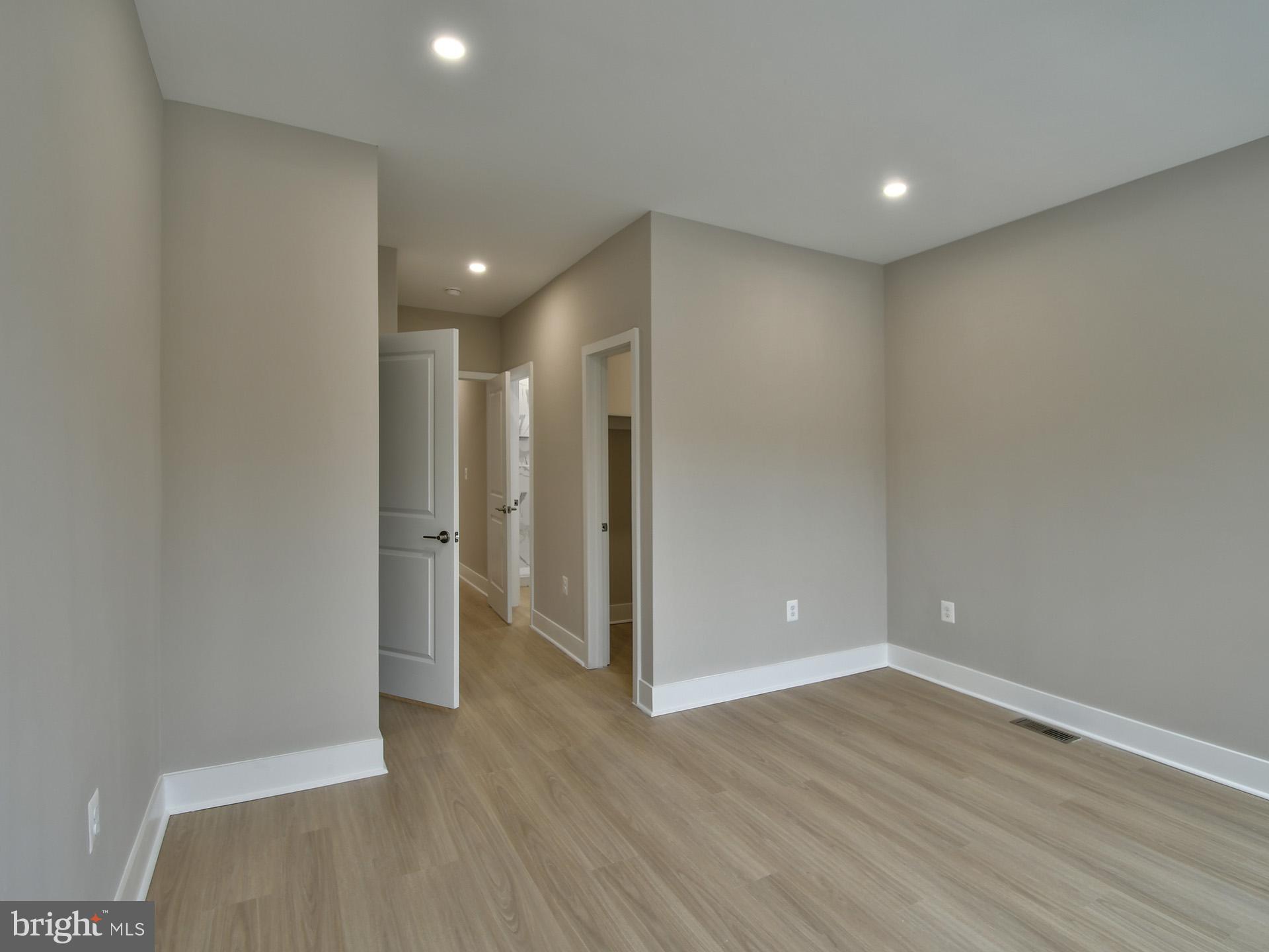 BROOKLYN - Residential