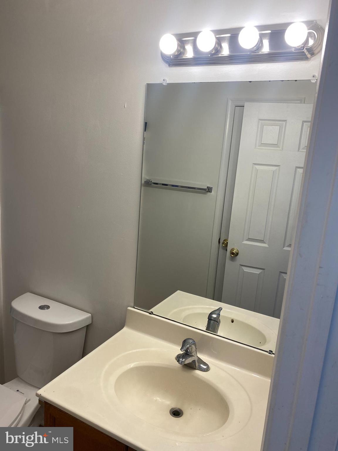 THE GALLERY - Residential Lease