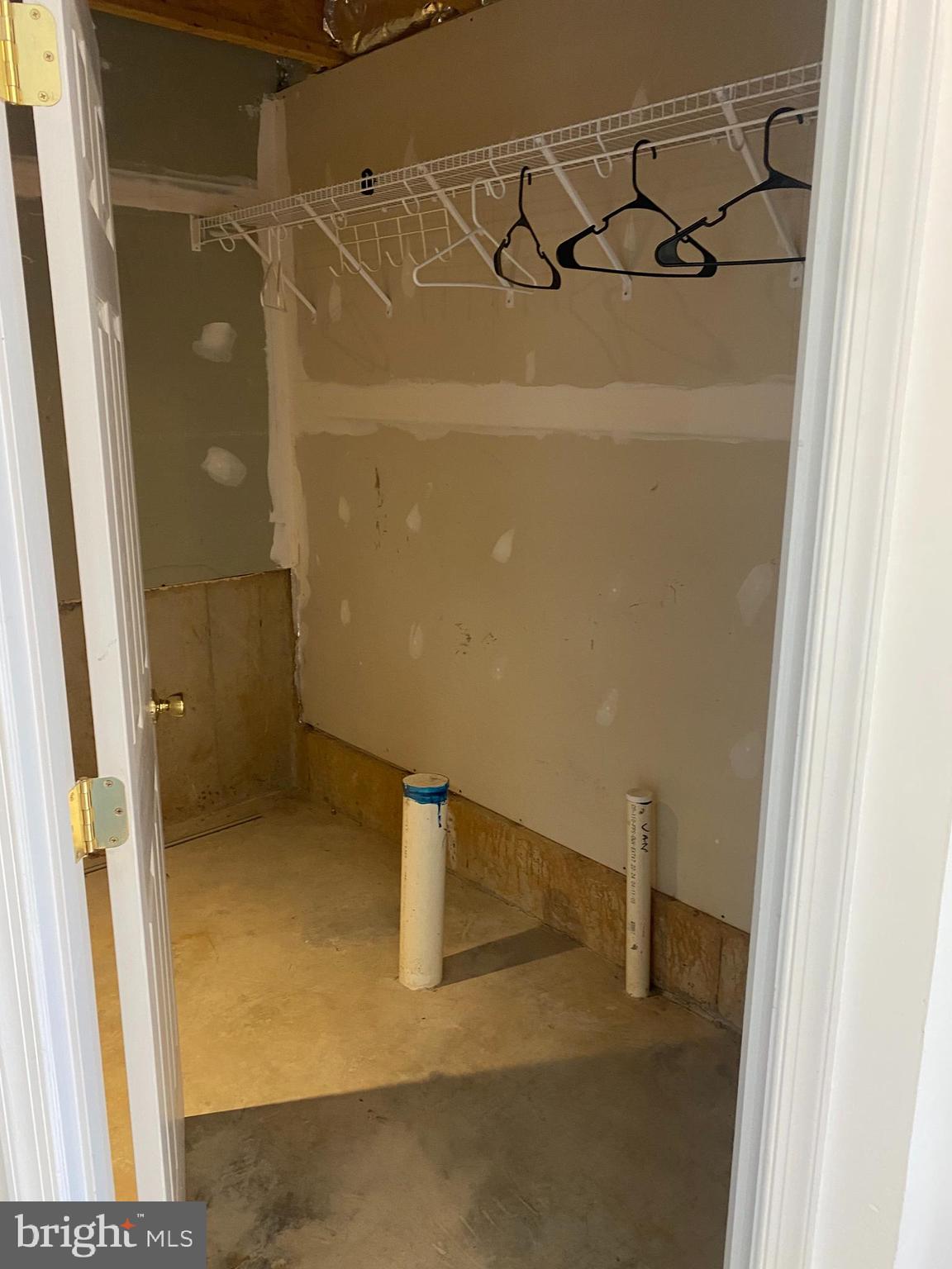 THE GALLERY - Residential Lease