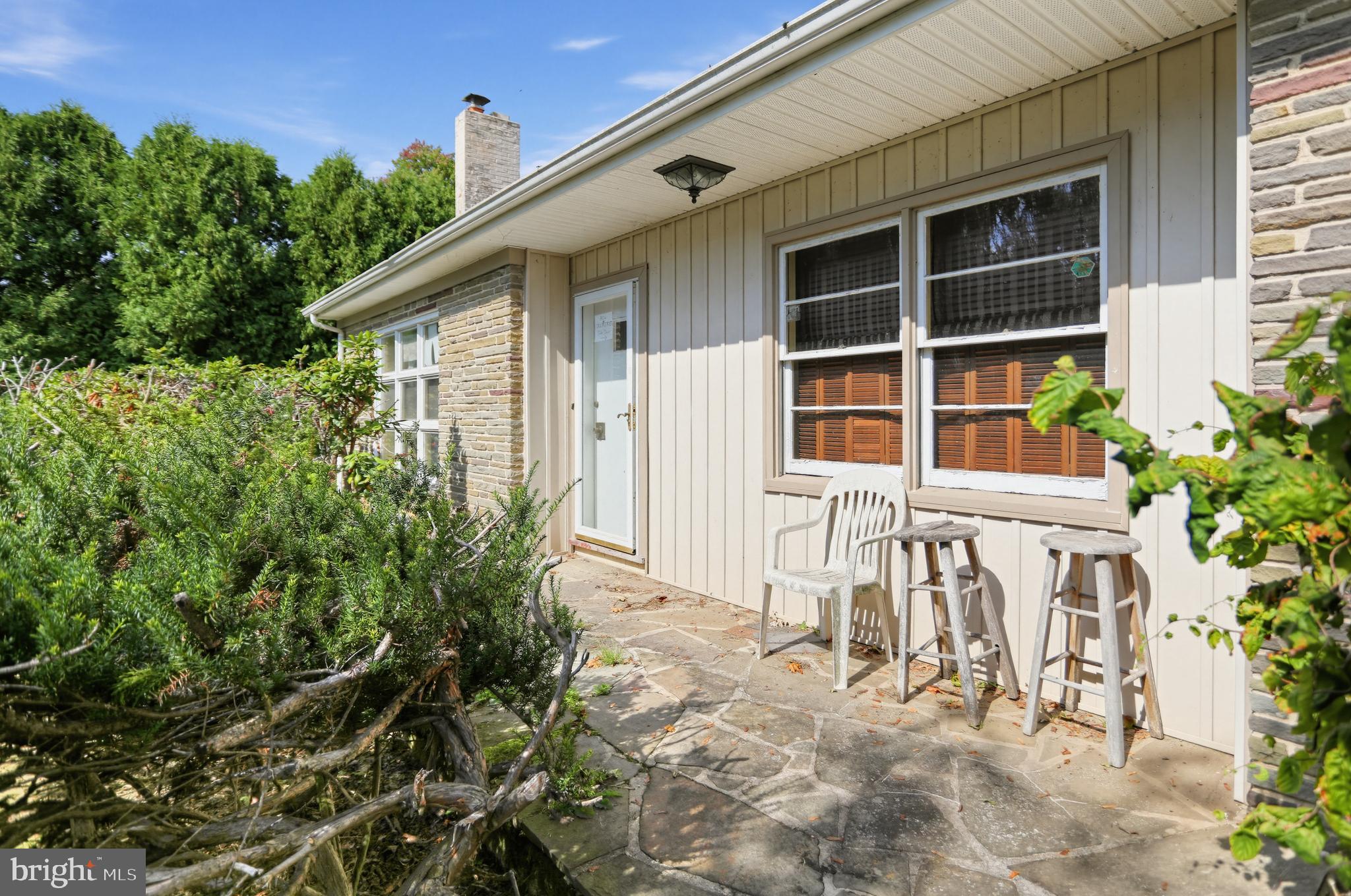 2403 CHESTNUT VIEW DRIVE