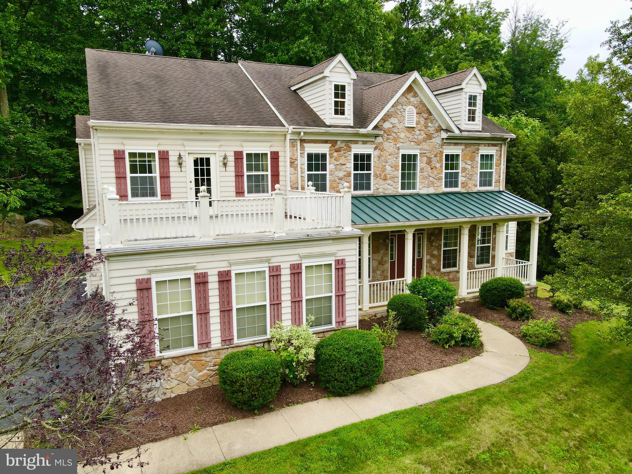 1363 BROOKSTONE DRIVE