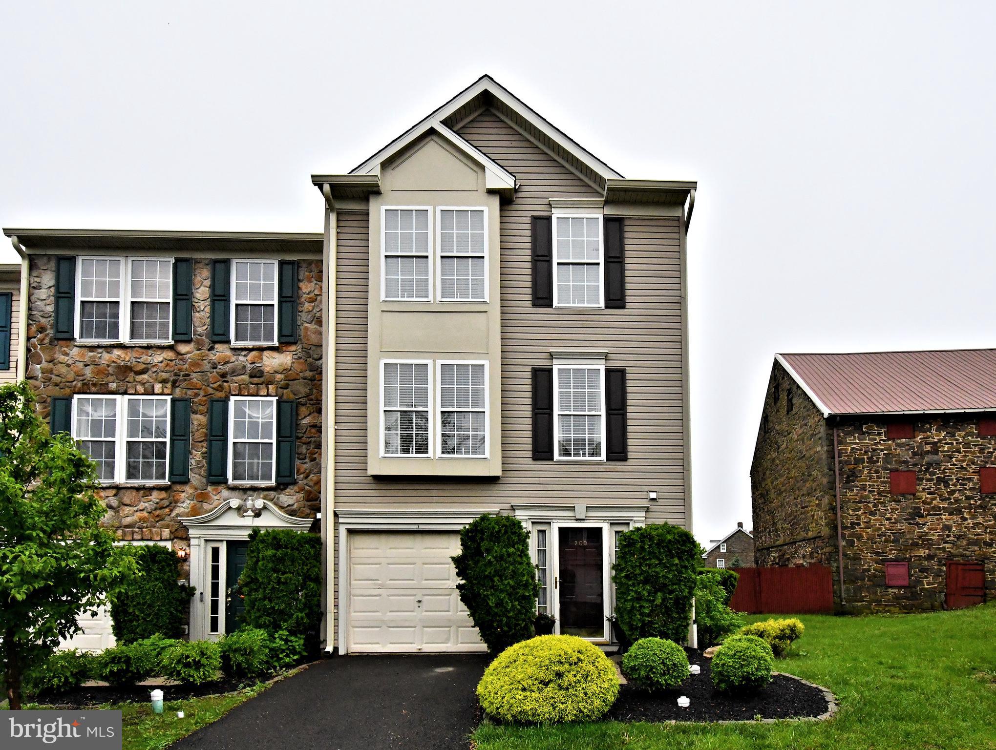 200 GEORGES COURT