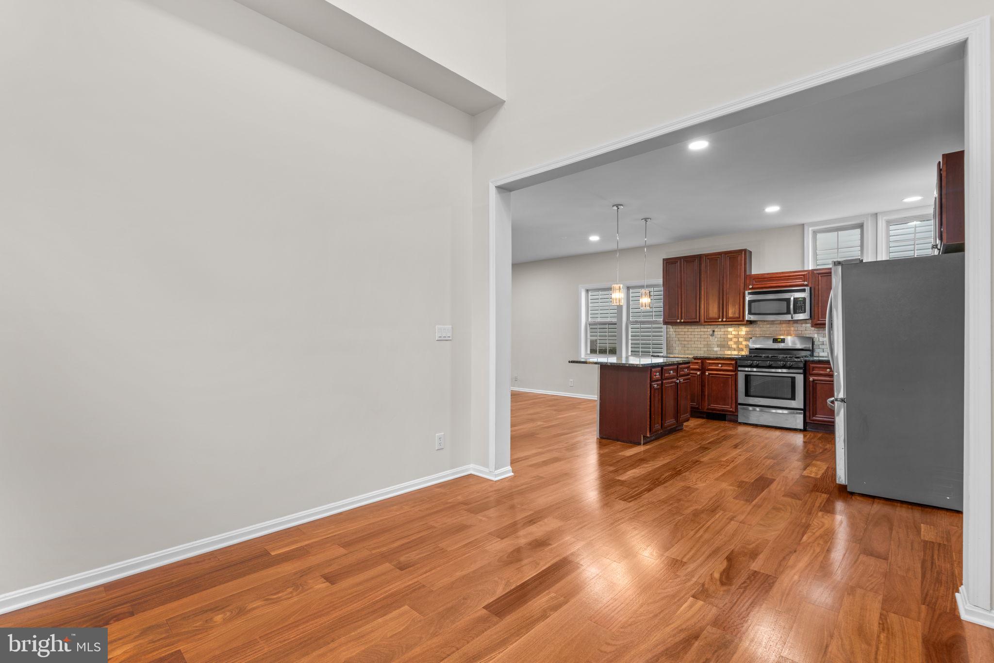 NEW COLONY VILLAGE - Residential