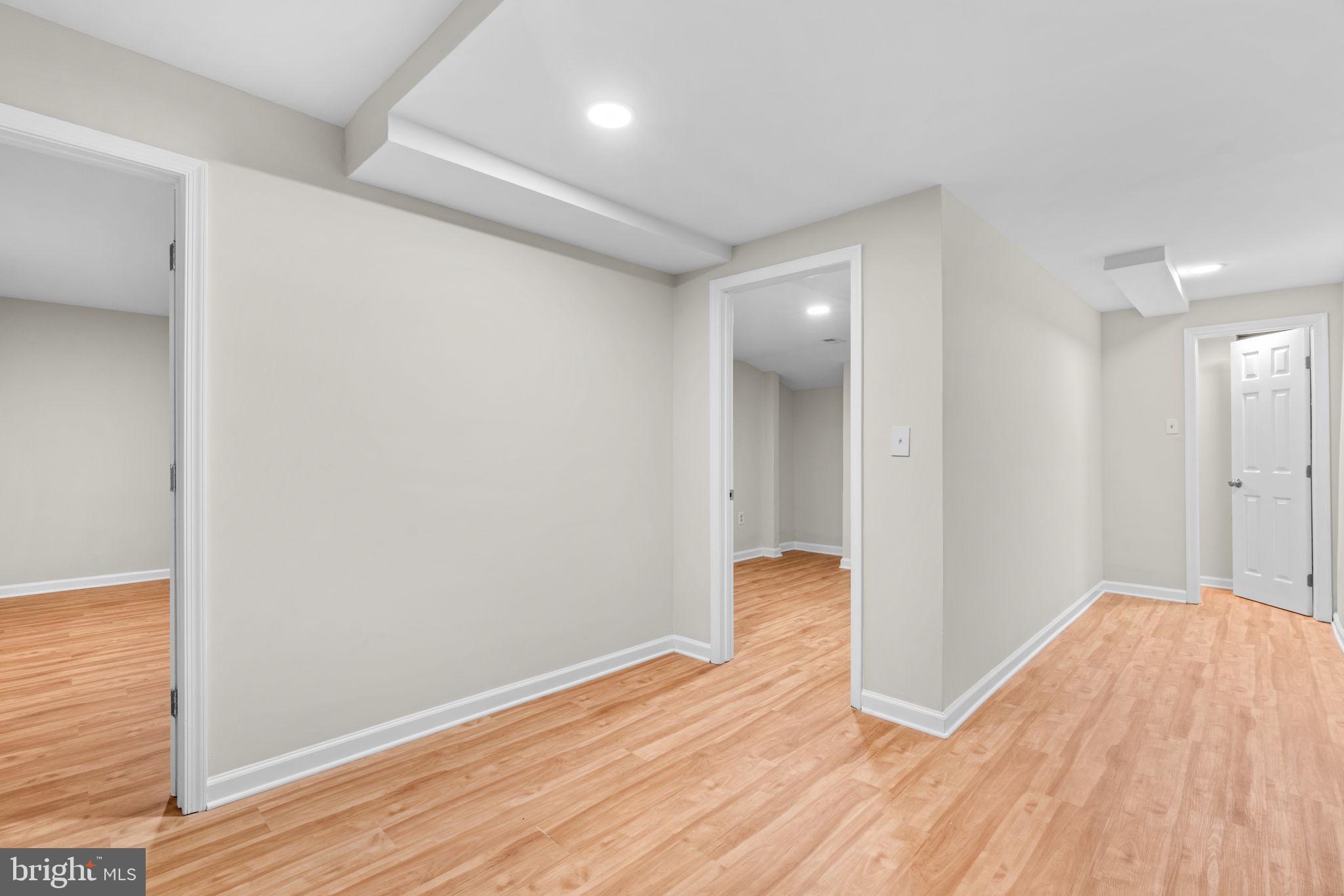 NEW COLONY VILLAGE - Residential