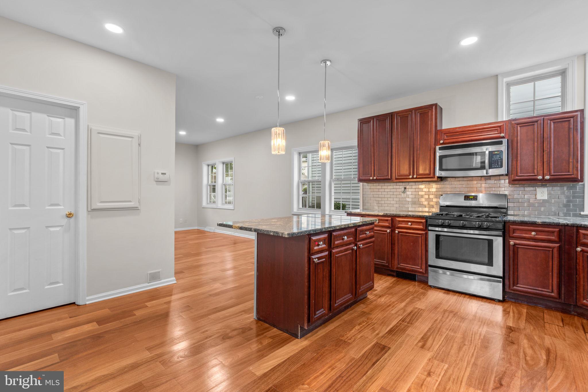 NEW COLONY VILLAGE - Residential