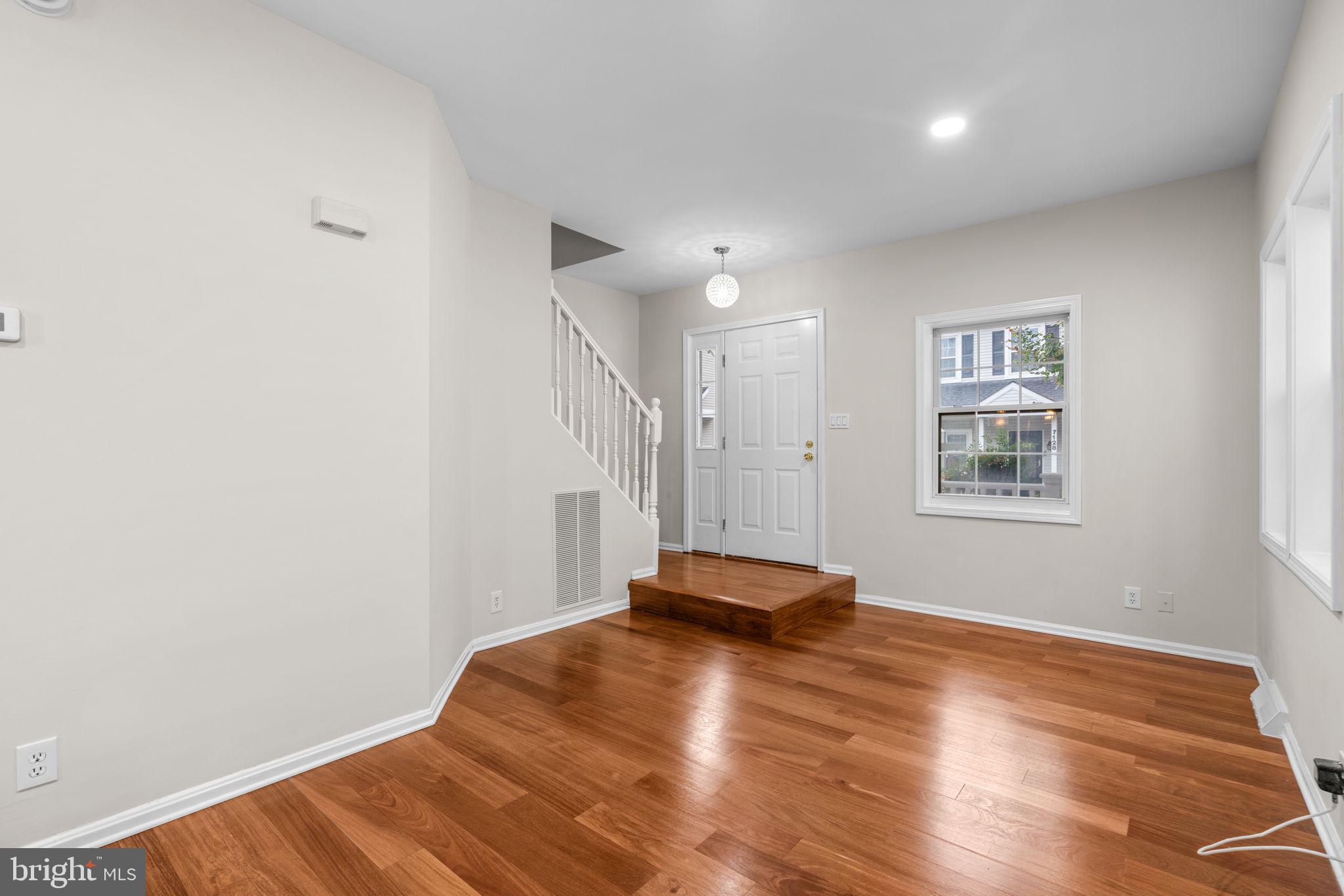 NEW COLONY VILLAGE - Residential