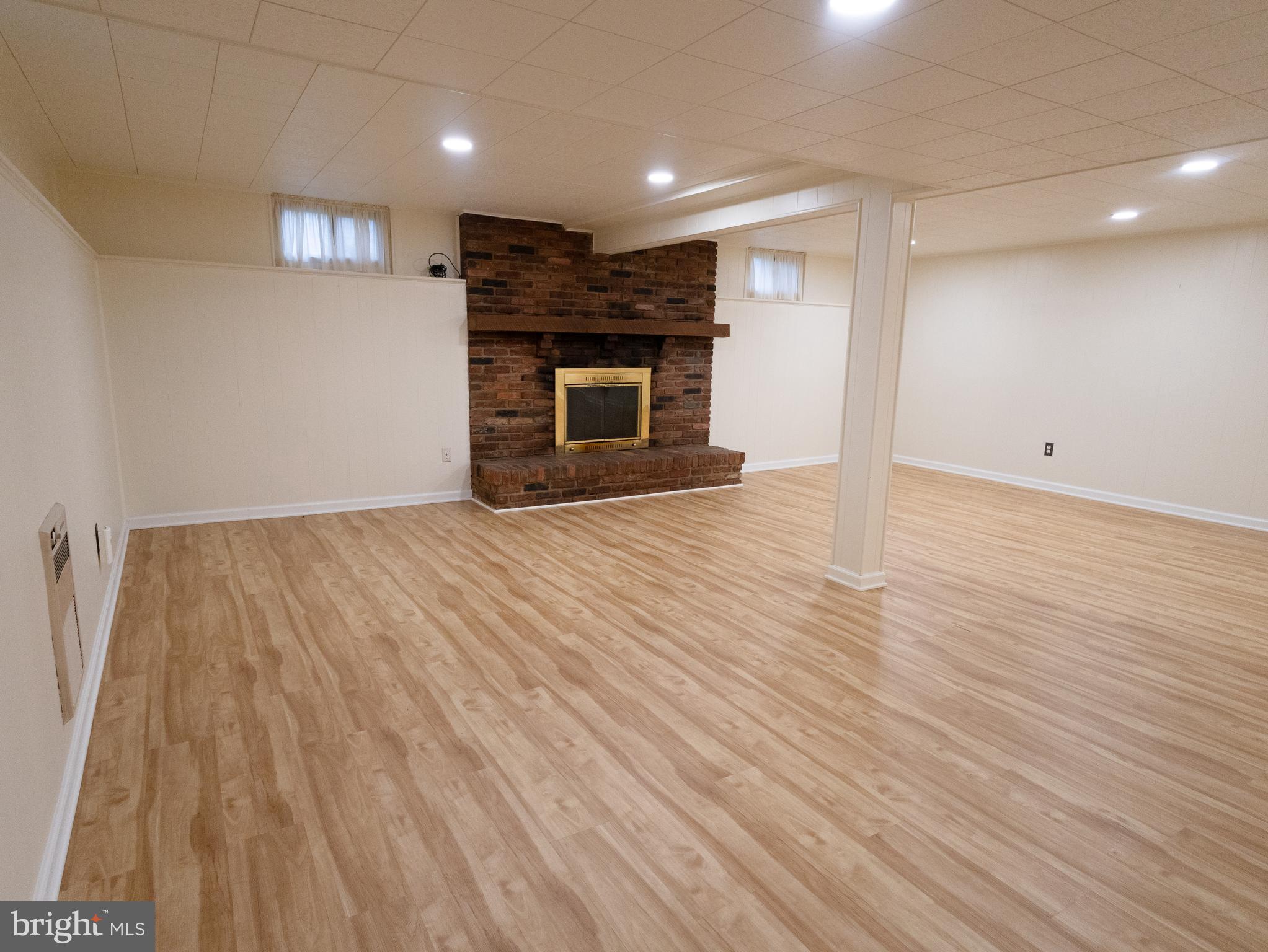 GLEN BURNIE PARK - Residential