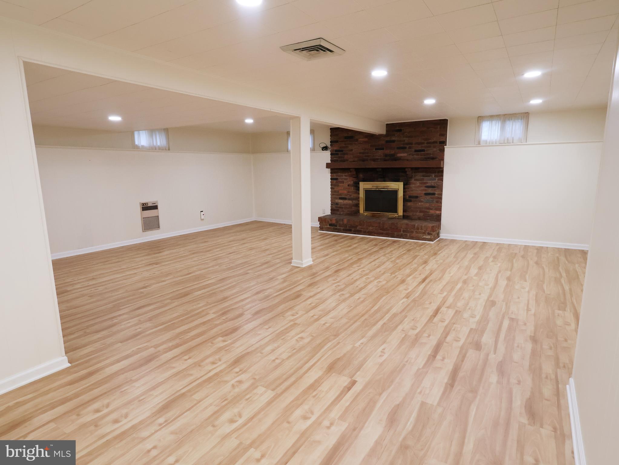 GLEN BURNIE PARK - Residential