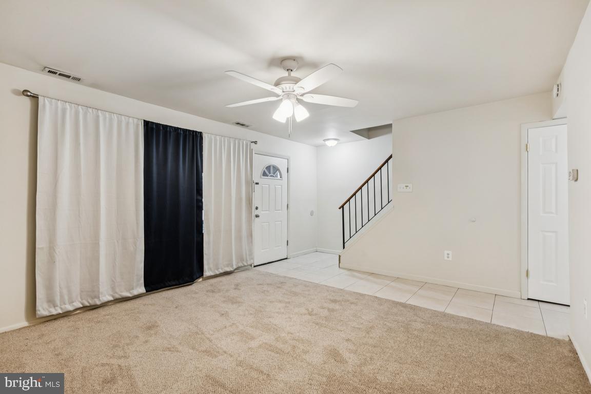 827 E ELM AVENUE