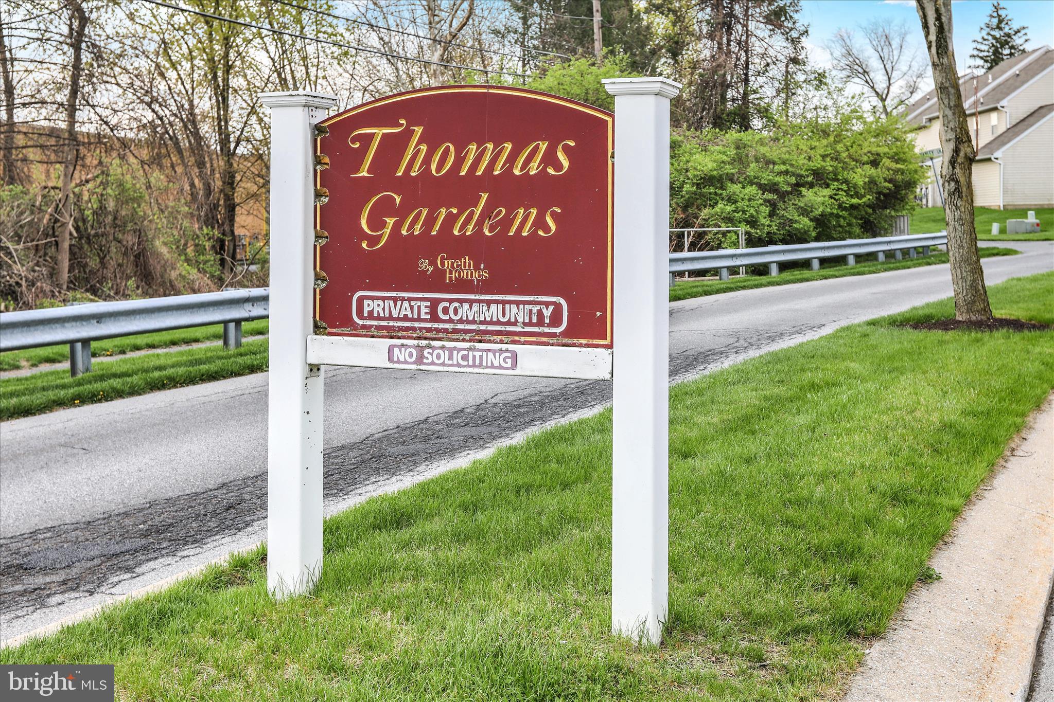 THOMAS GARDENS - Residential