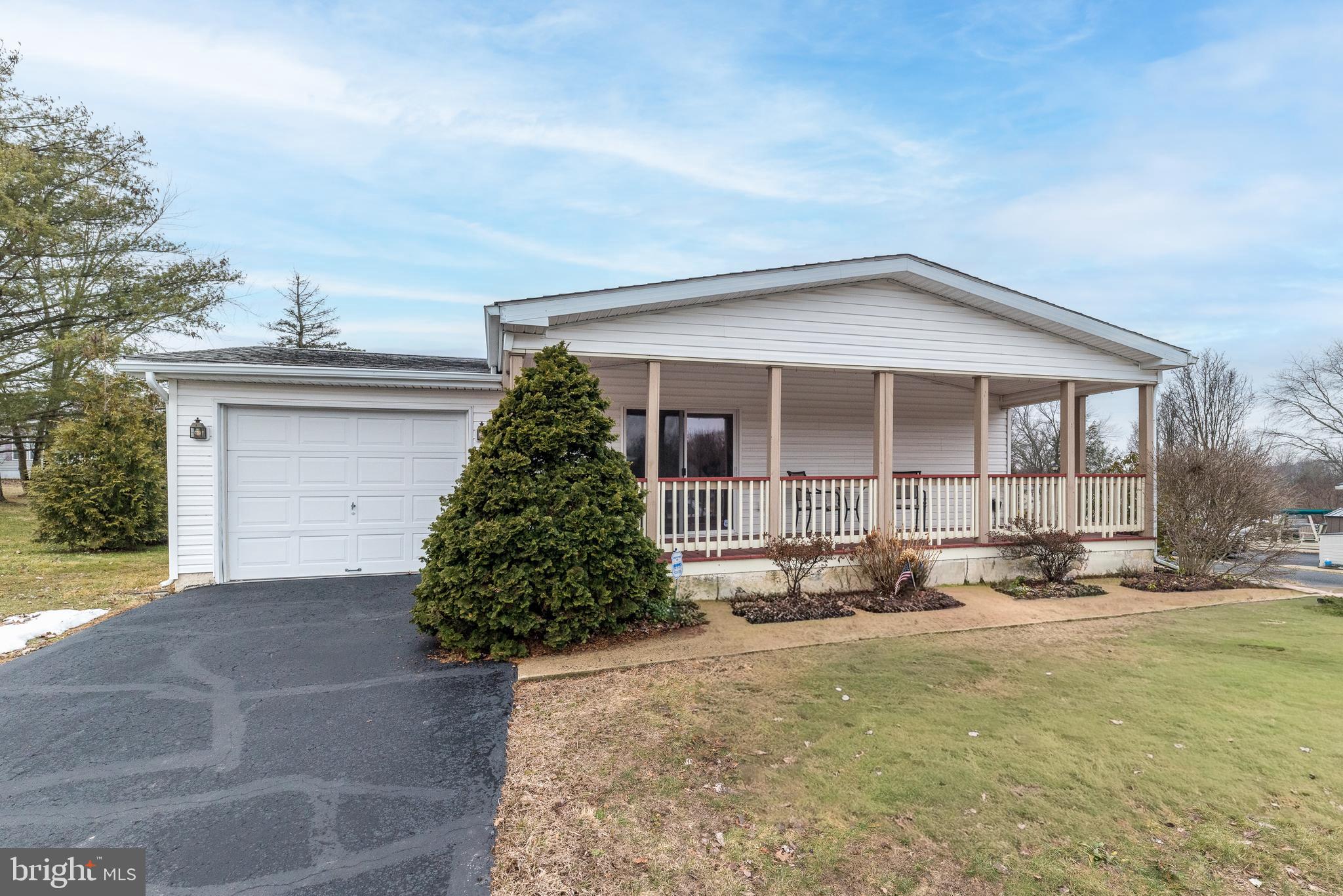 QUIET ACRES - Residential