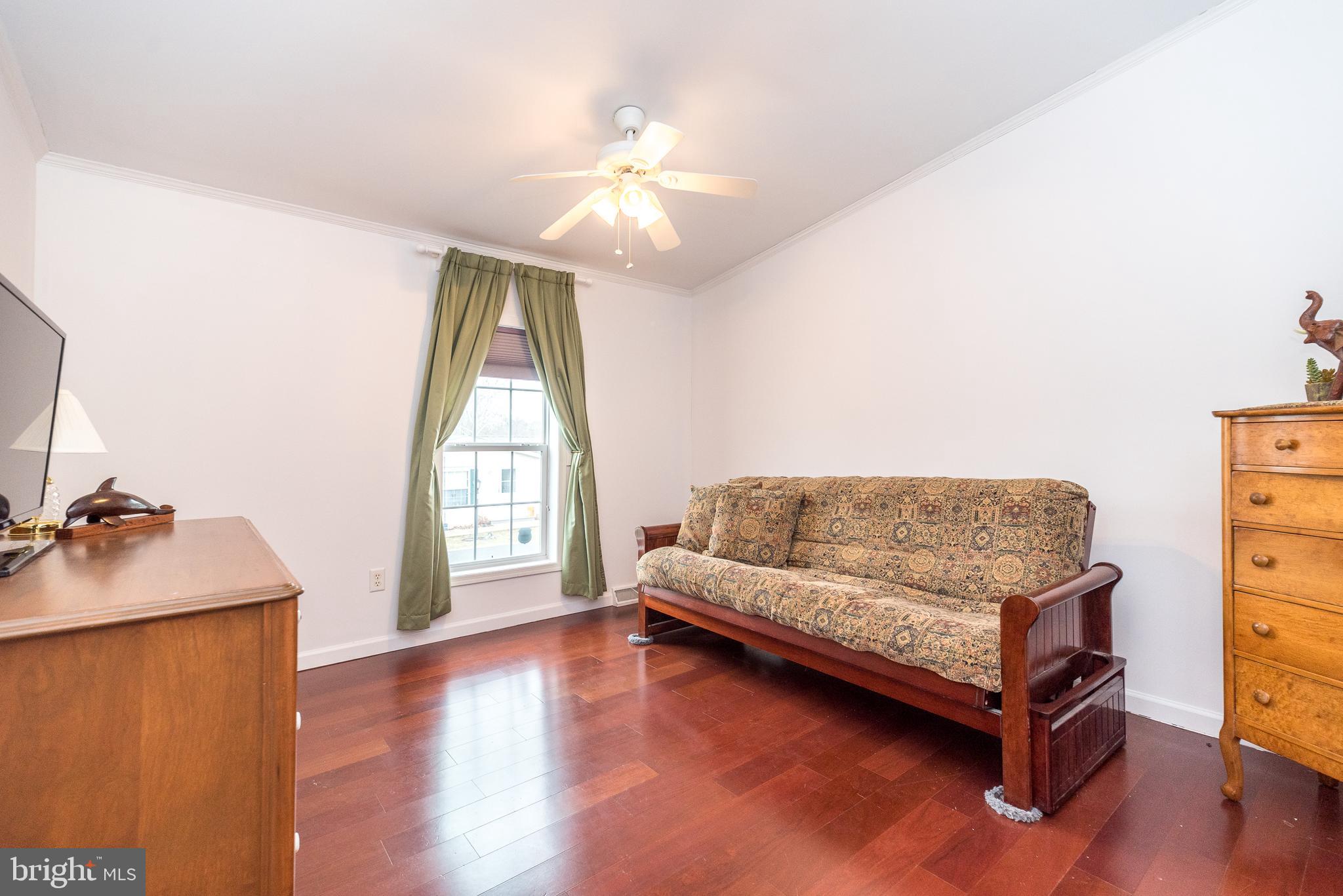 QUIET ACRES - Residential