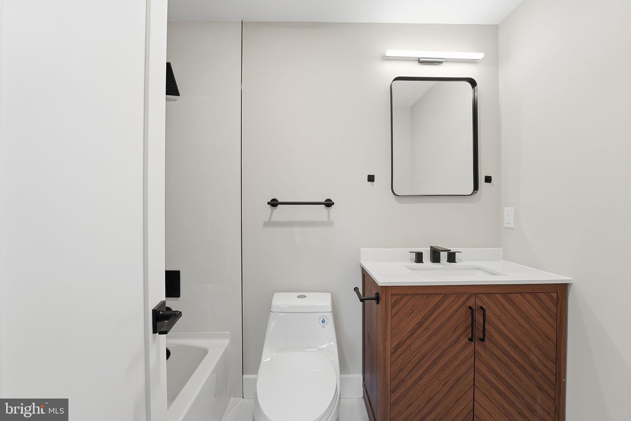 POTOMAC KNOLLS - Residential