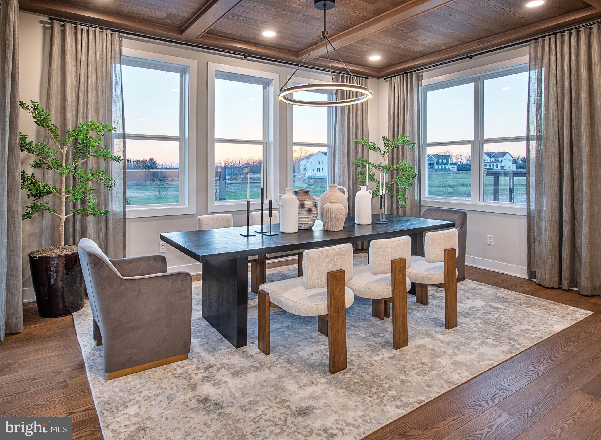 6 AUGUSTA DRIVE CLOVERFIELD MODEL