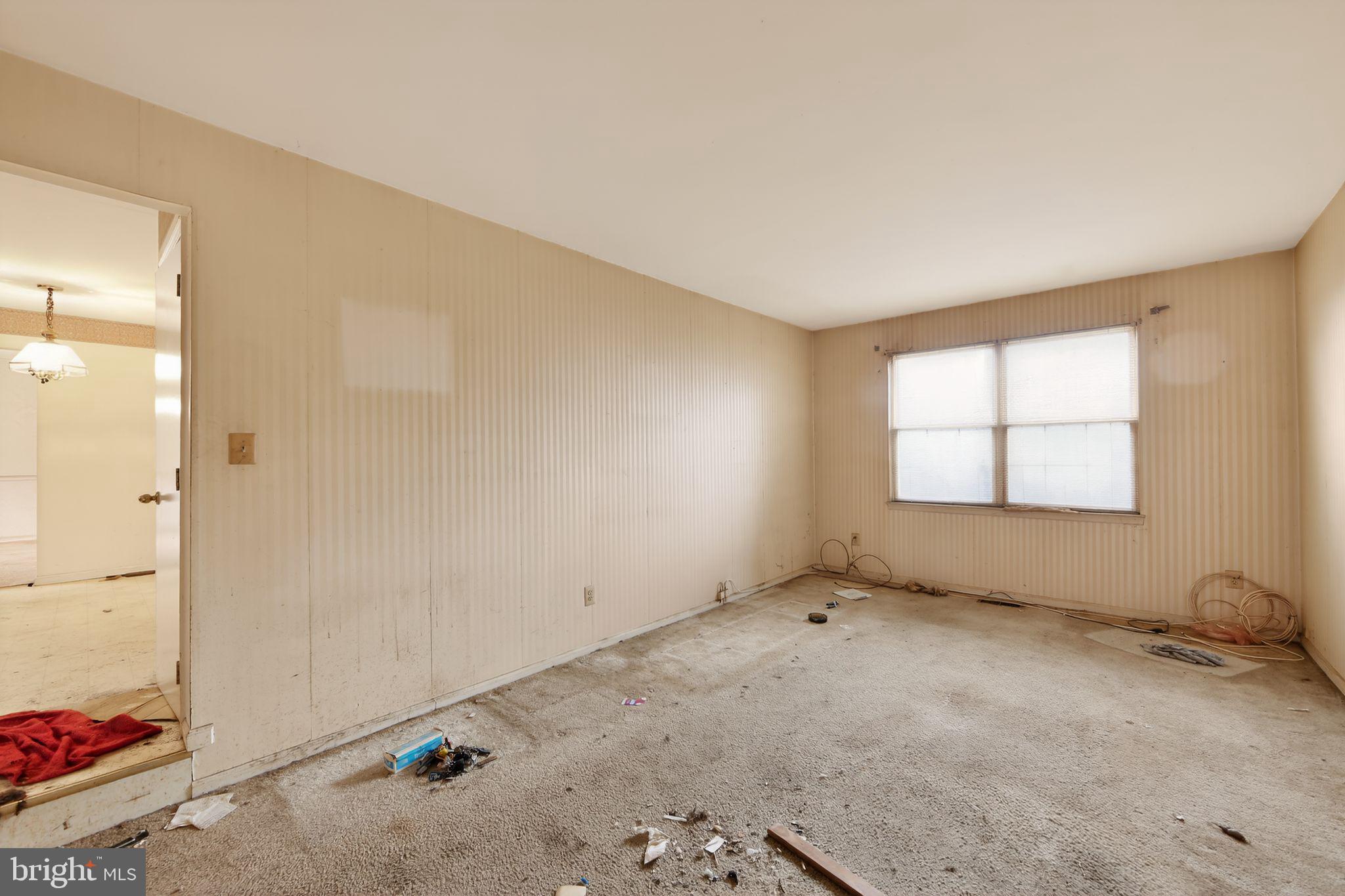 FOX KNOLL - Residential