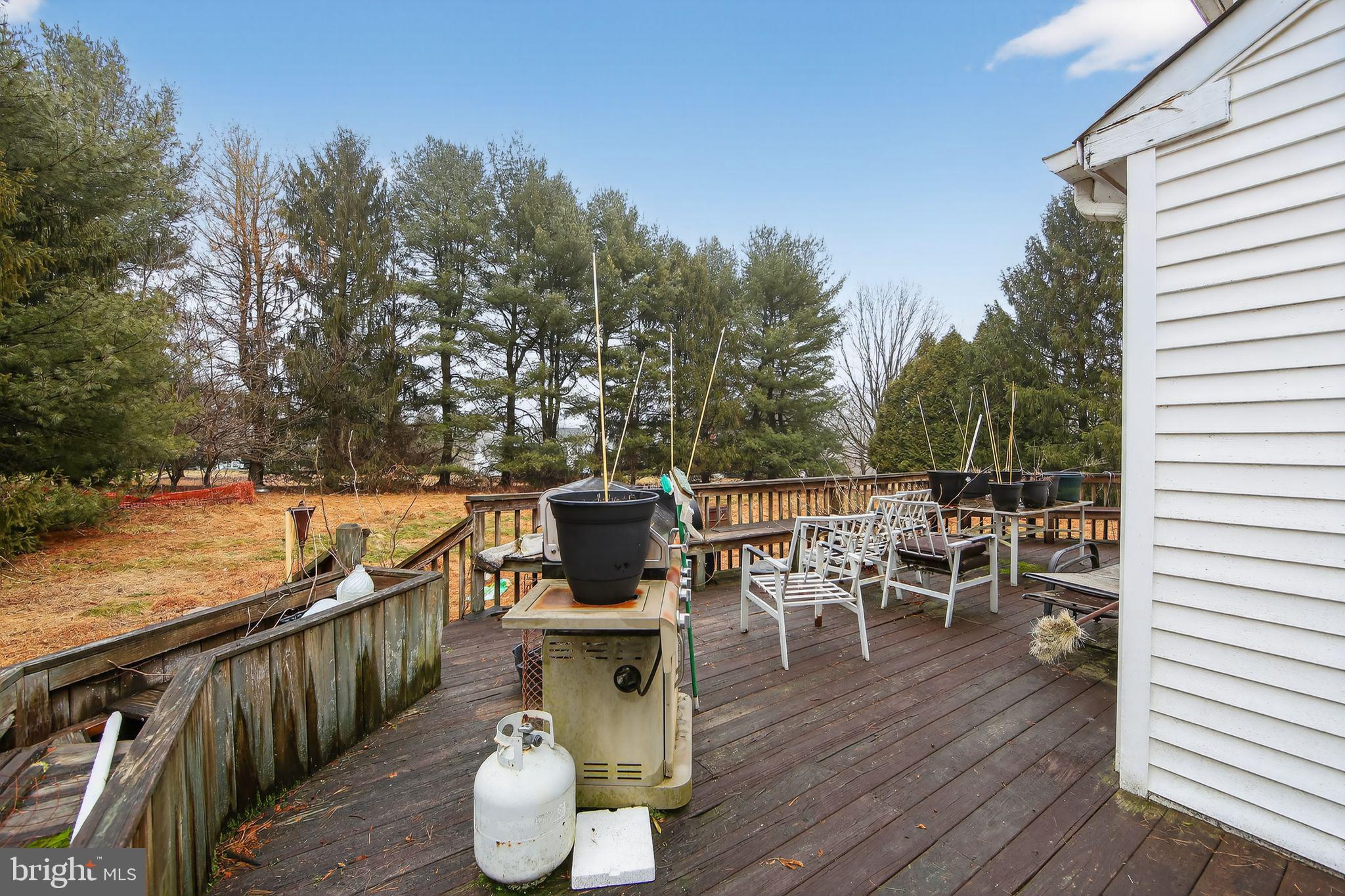 FOX KNOLL - Residential