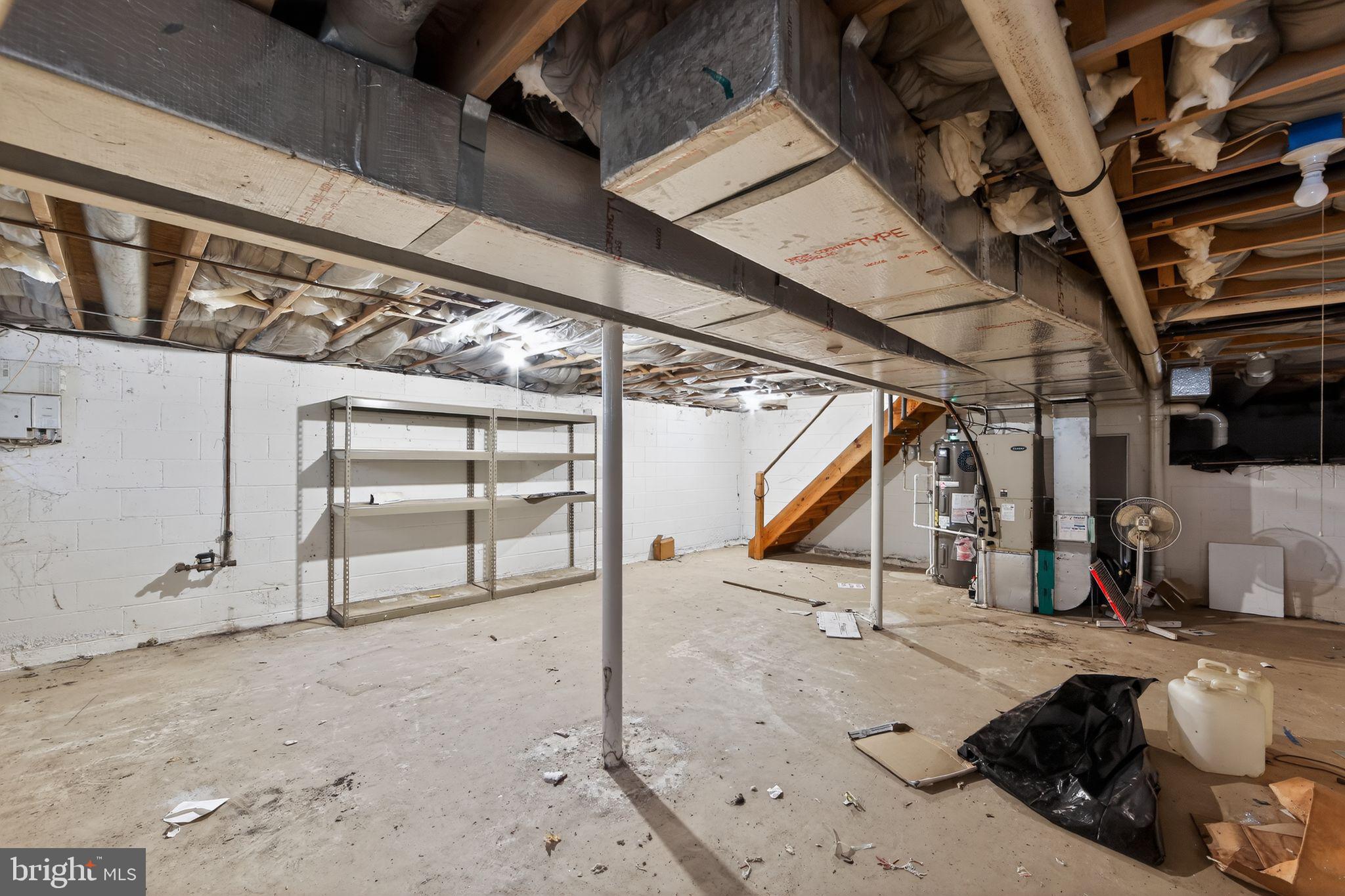 FOX KNOLL - Residential