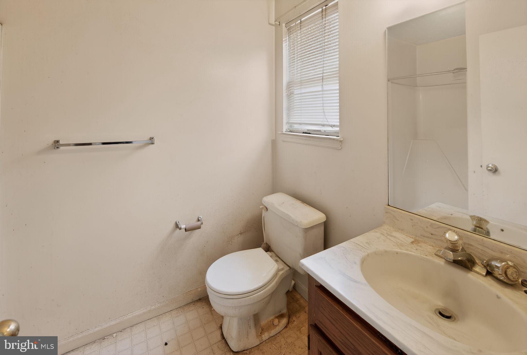 FOX KNOLL - Residential