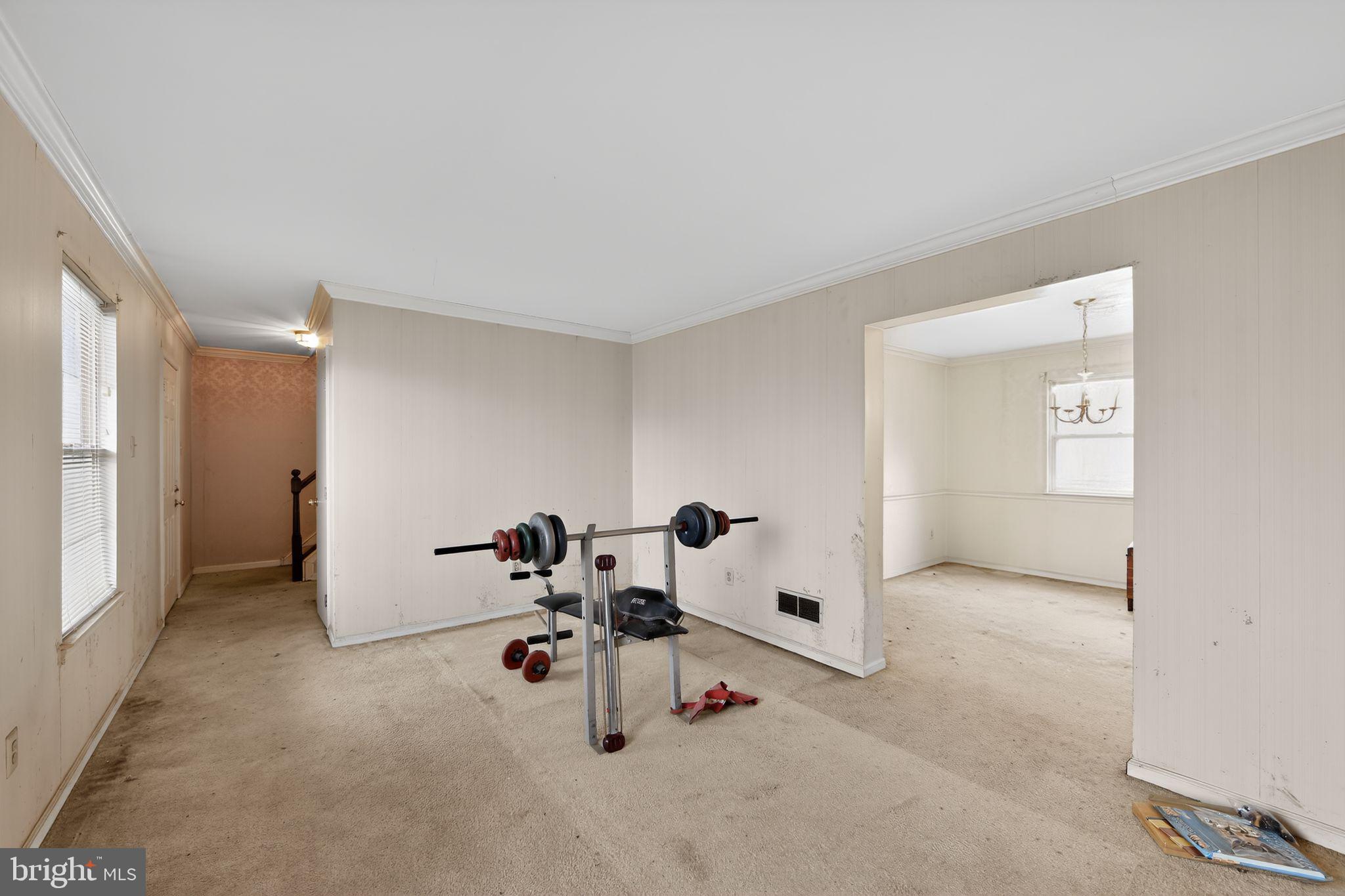 FOX KNOLL - Residential