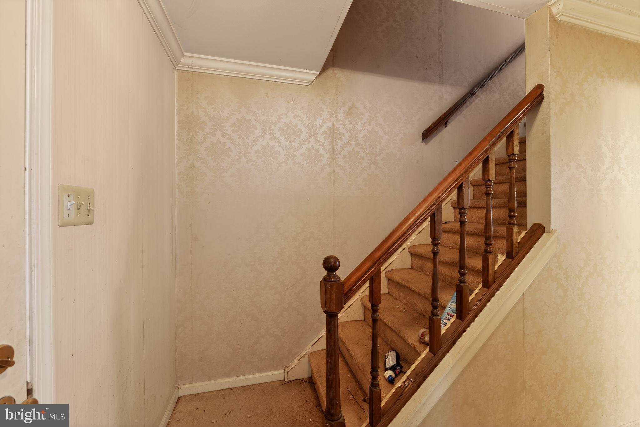 FOX KNOLL - Residential