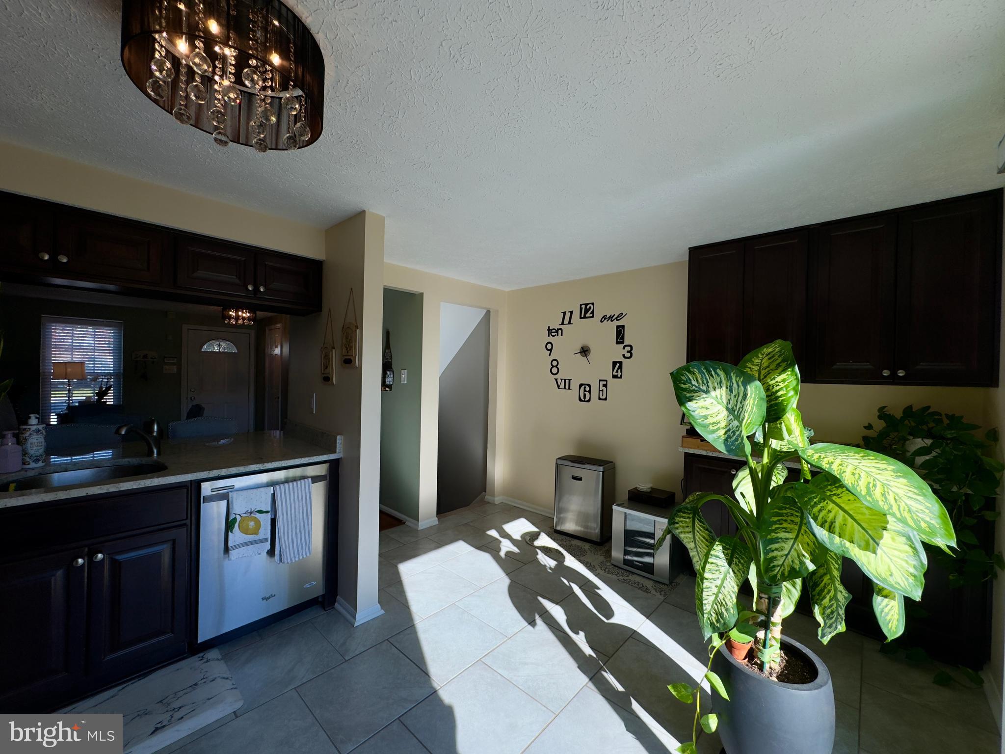 WINSTEN ESTATES - Residential Lease