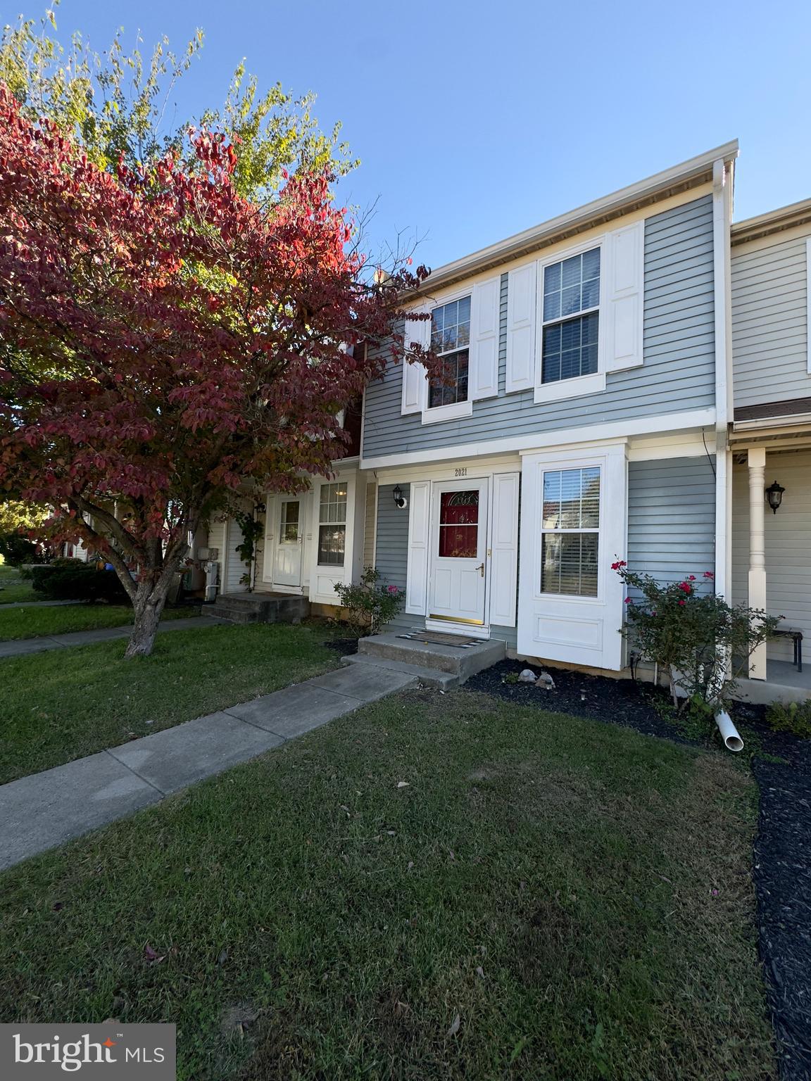 WINSTEN ESTATES - Residential Lease