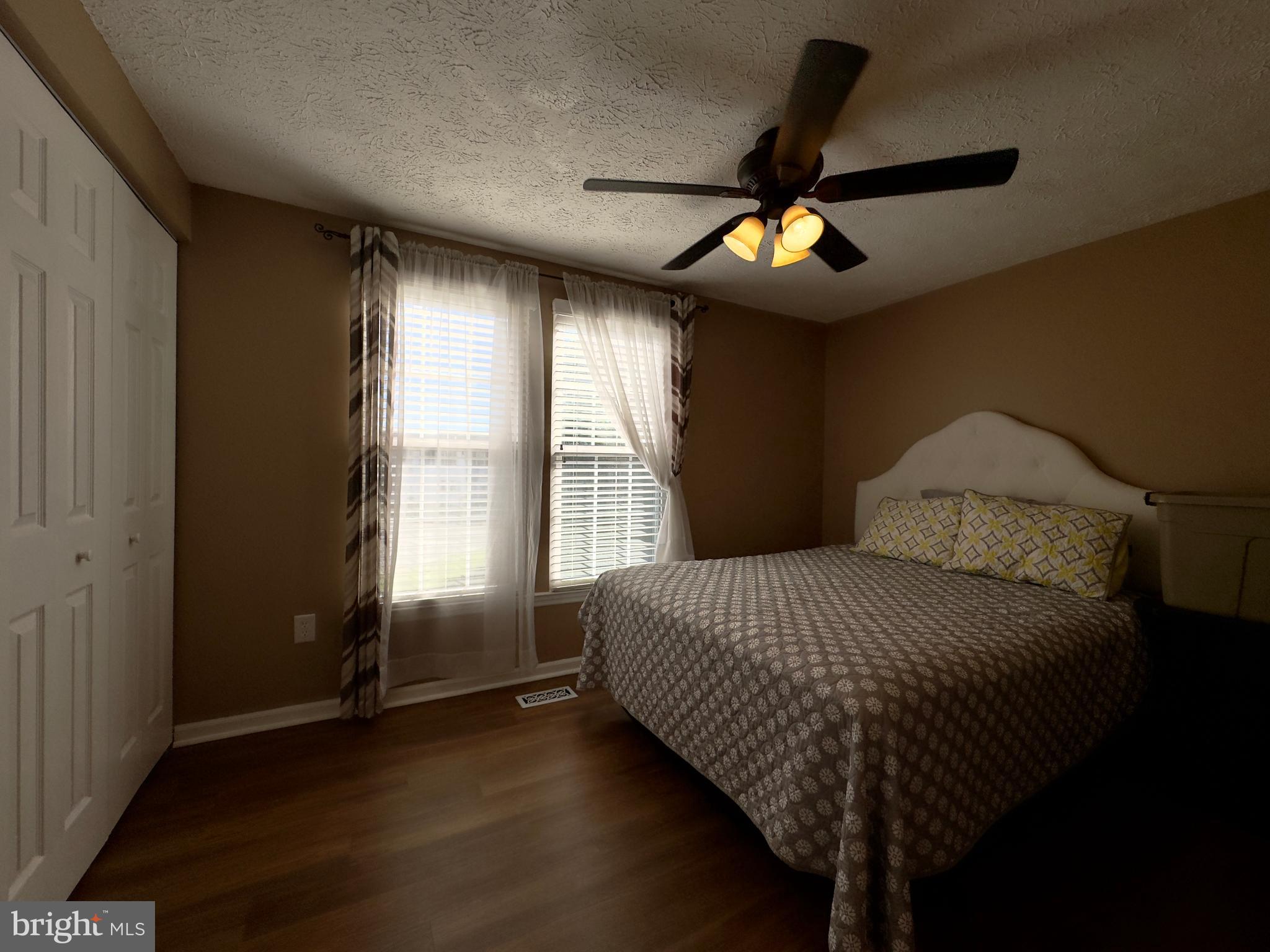 WINSTEN ESTATES - Residential Lease