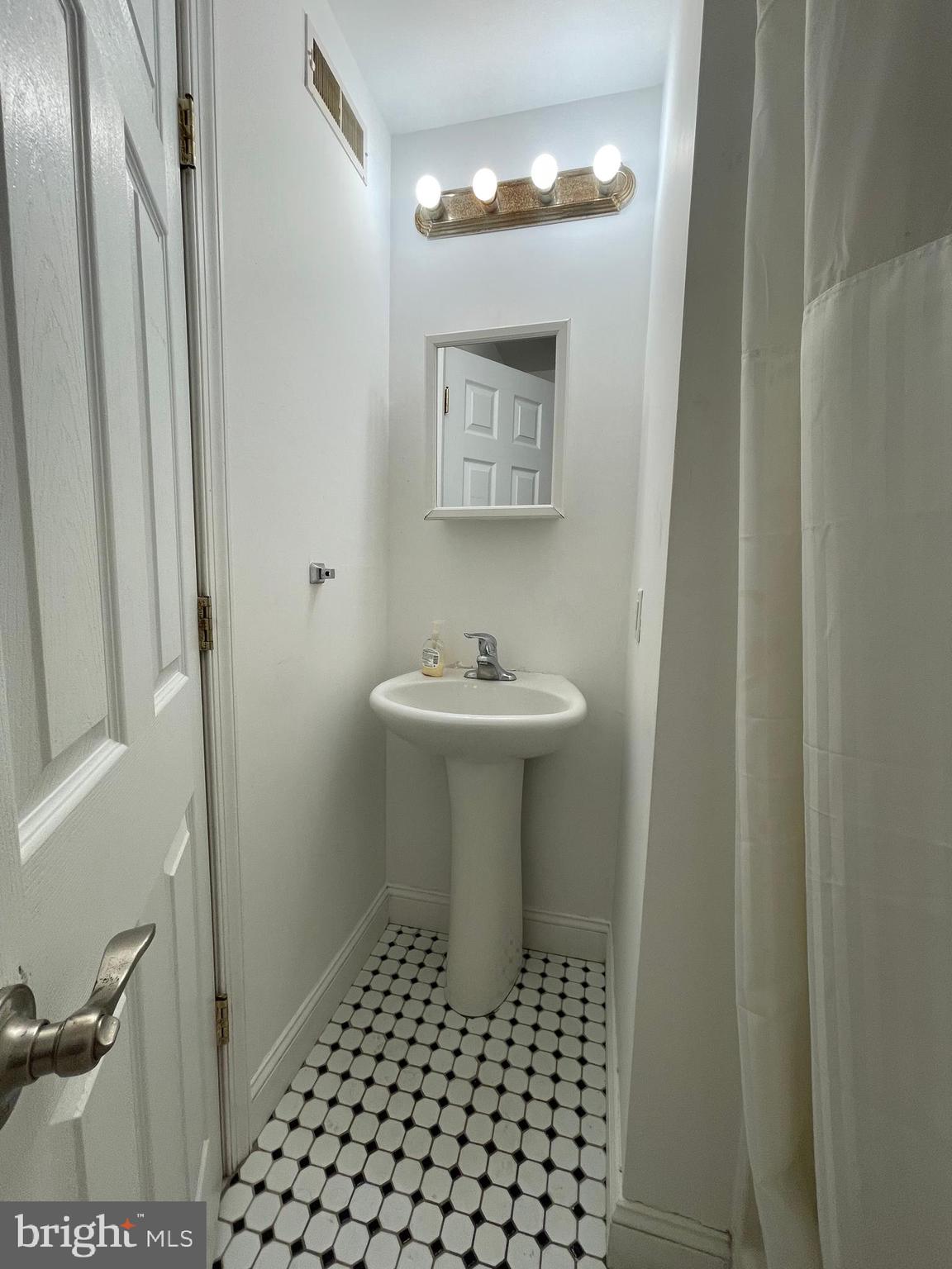 NORTH CENTRAL - Residential Income