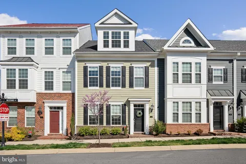 58 Mustang Drive, La Plata, MD MLS: MDCH2041312