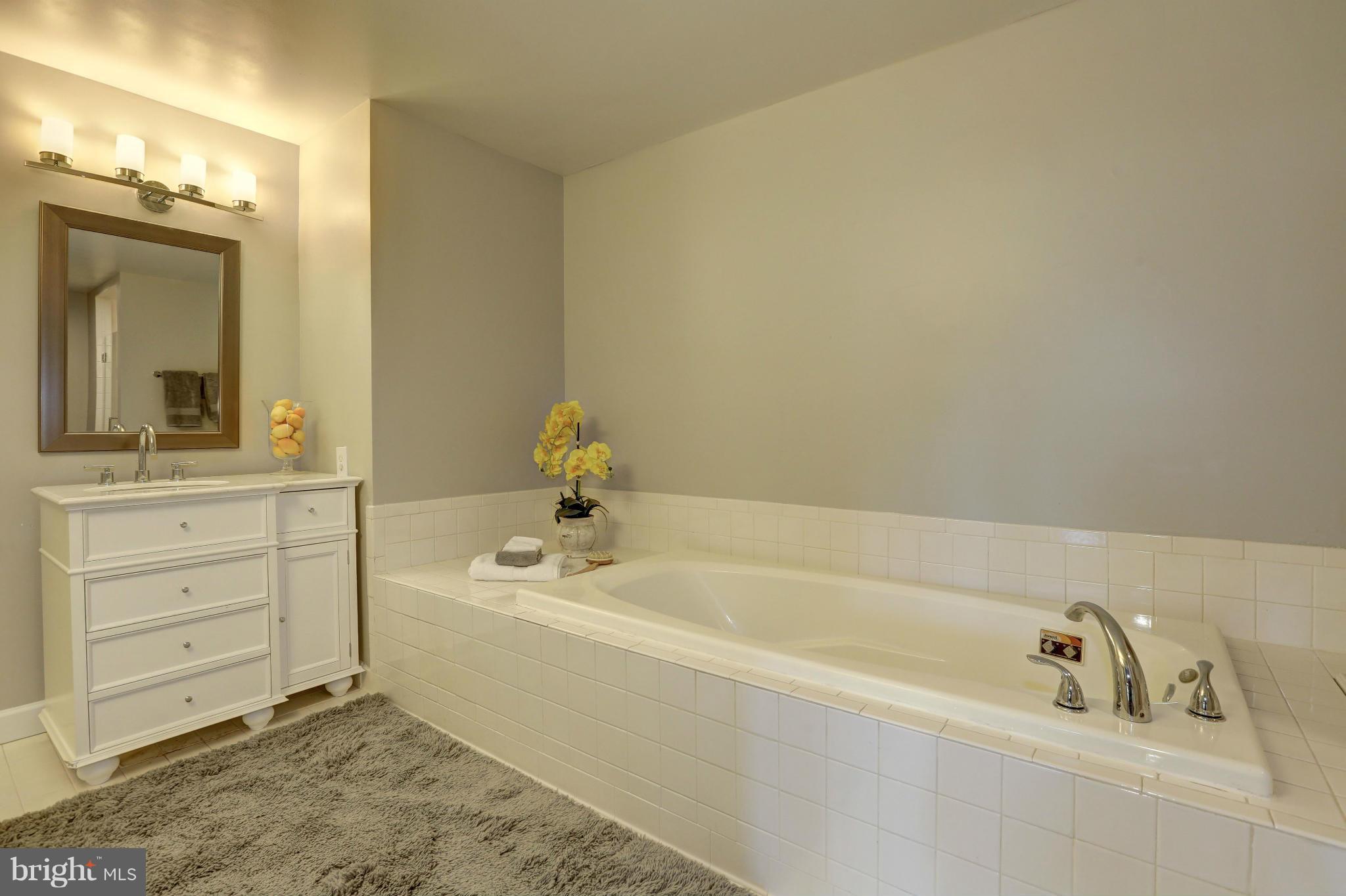 AVENEL - Residential