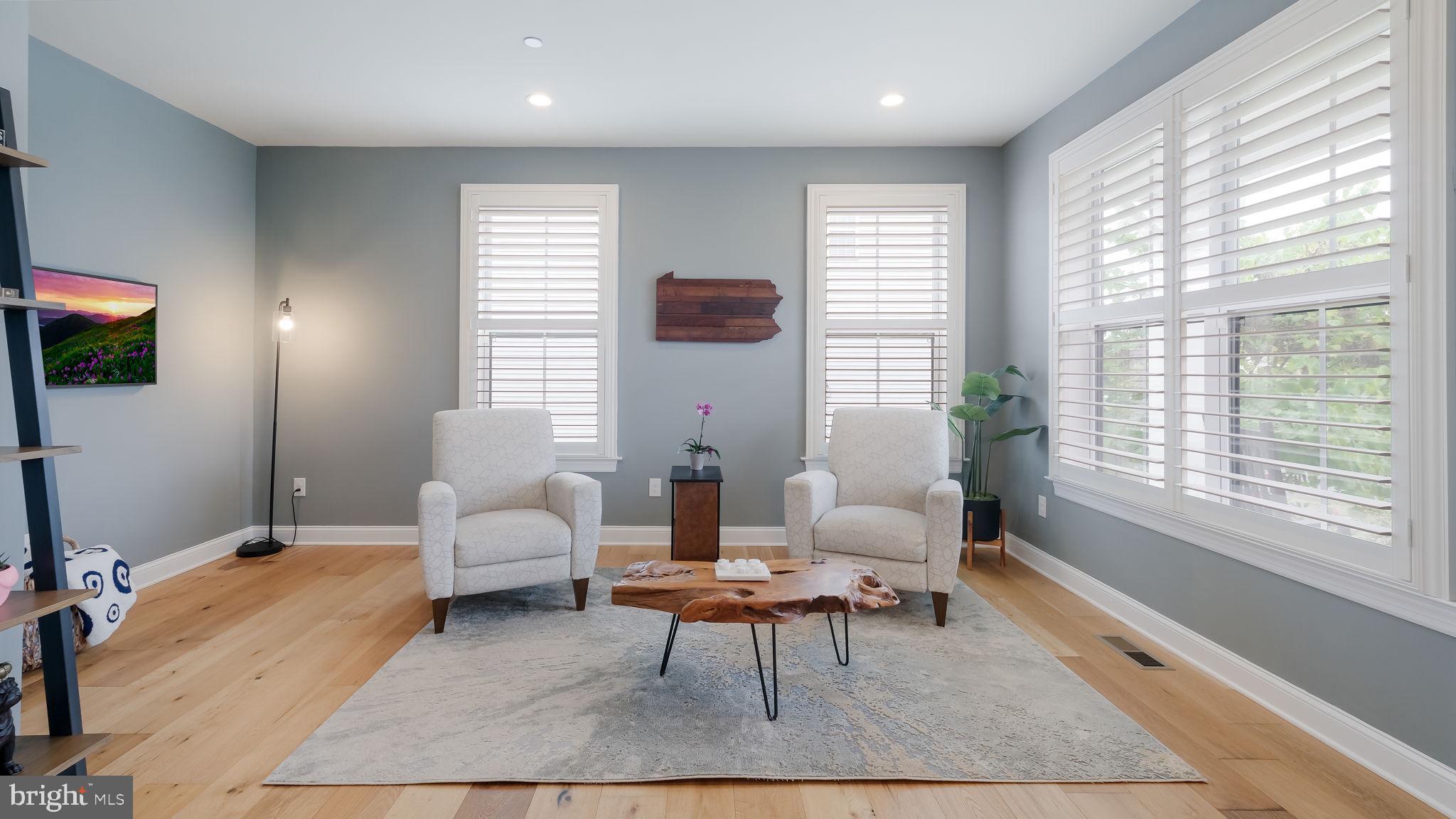 WARRINGTON WALK - Residential